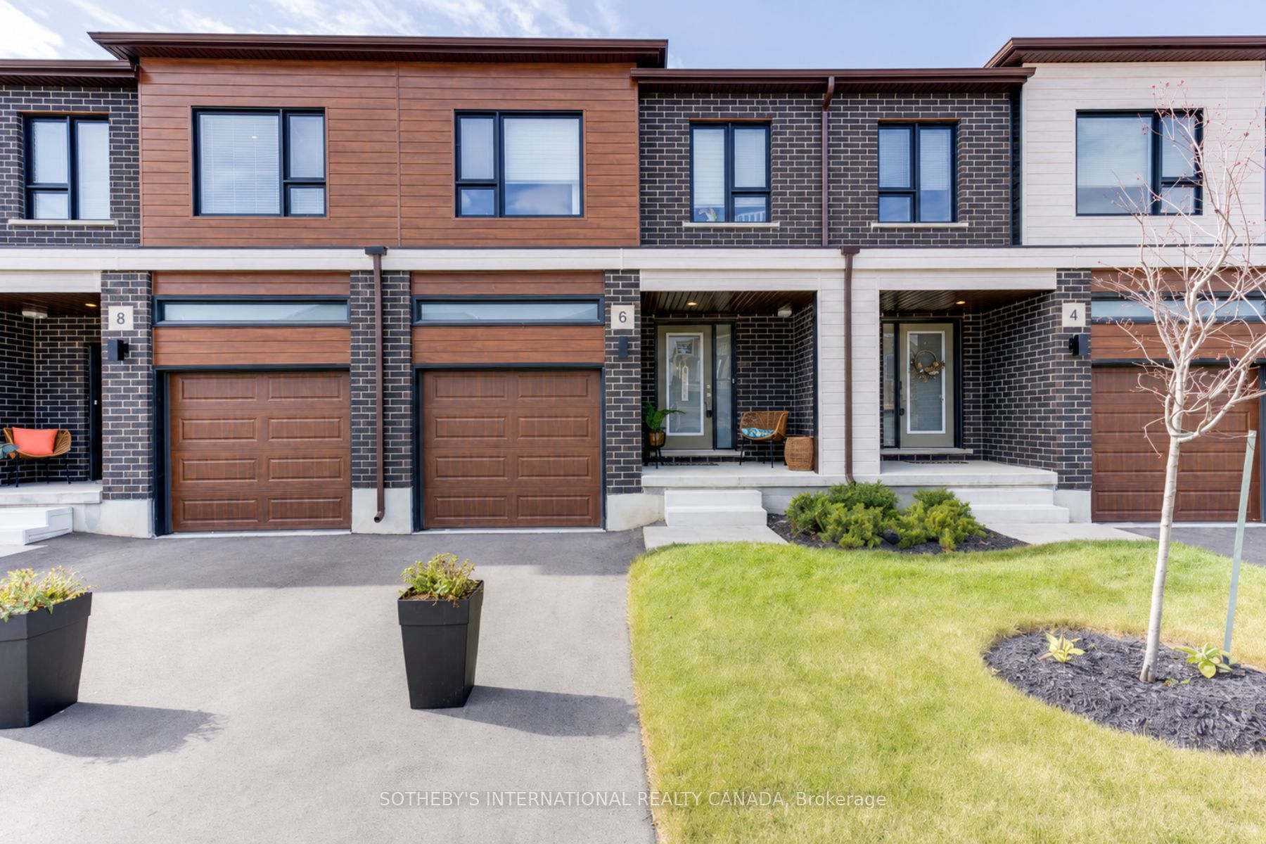 18 OAK FOREST Common 8B