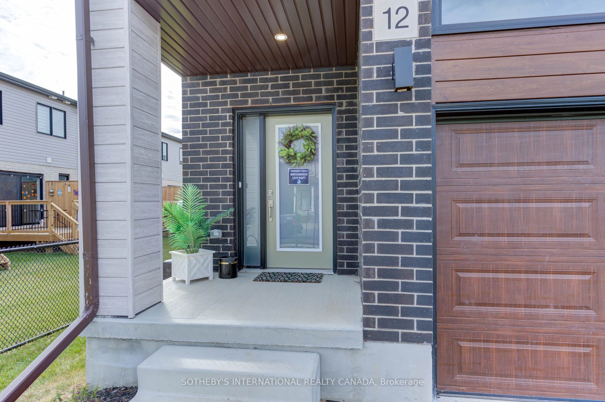 72 Bur Oak Common 79q Property Photo 4