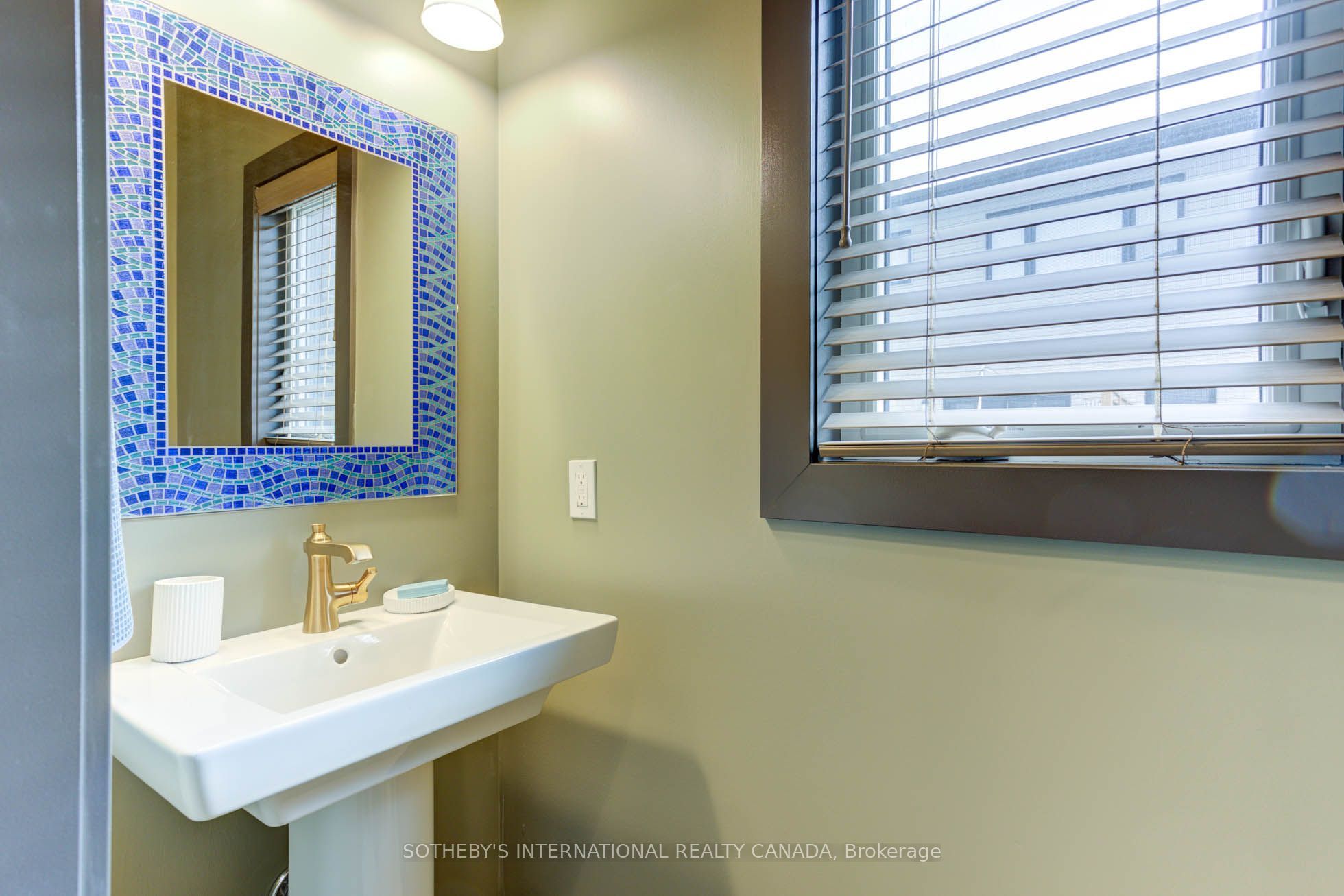 72 Bur Oak Common 79q Property Photo 6