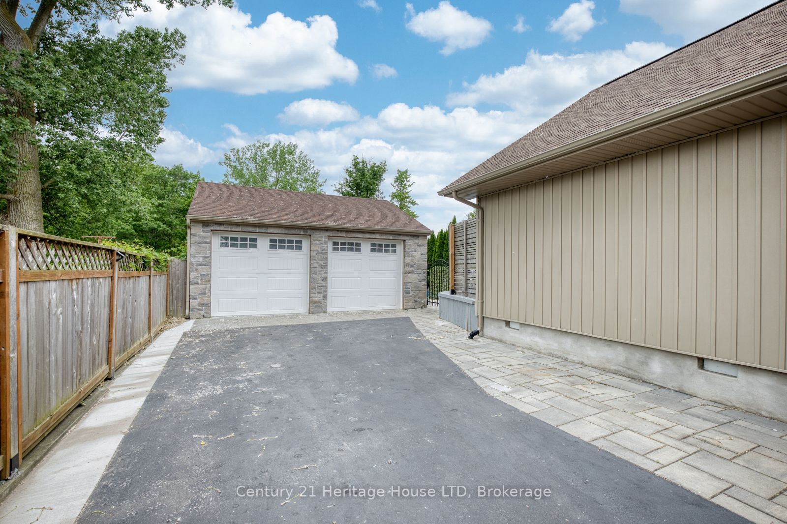 6021 Montrose Road Property Photo 35
