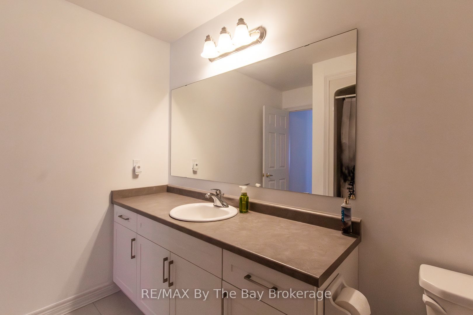 131 Stonebrook Way Property Photo 18