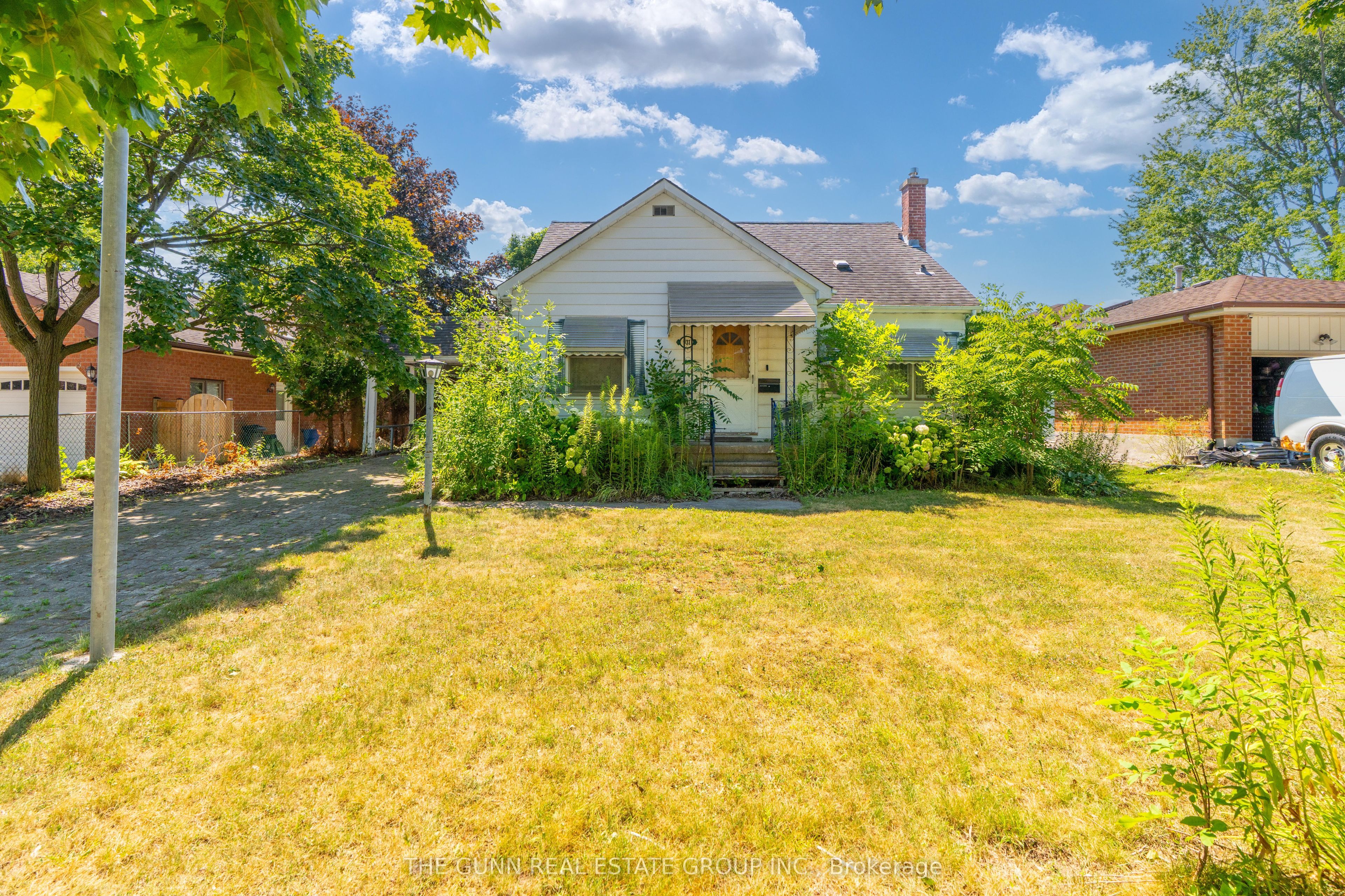 931 Willow Drive Property Photo 3