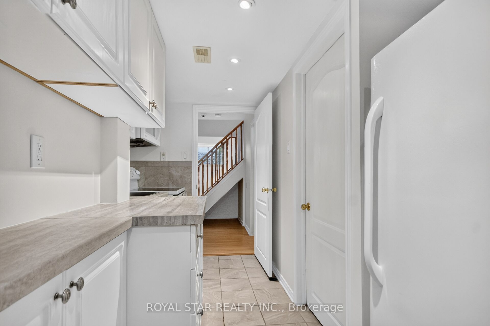 818 Long Point Circle Property Photo 34