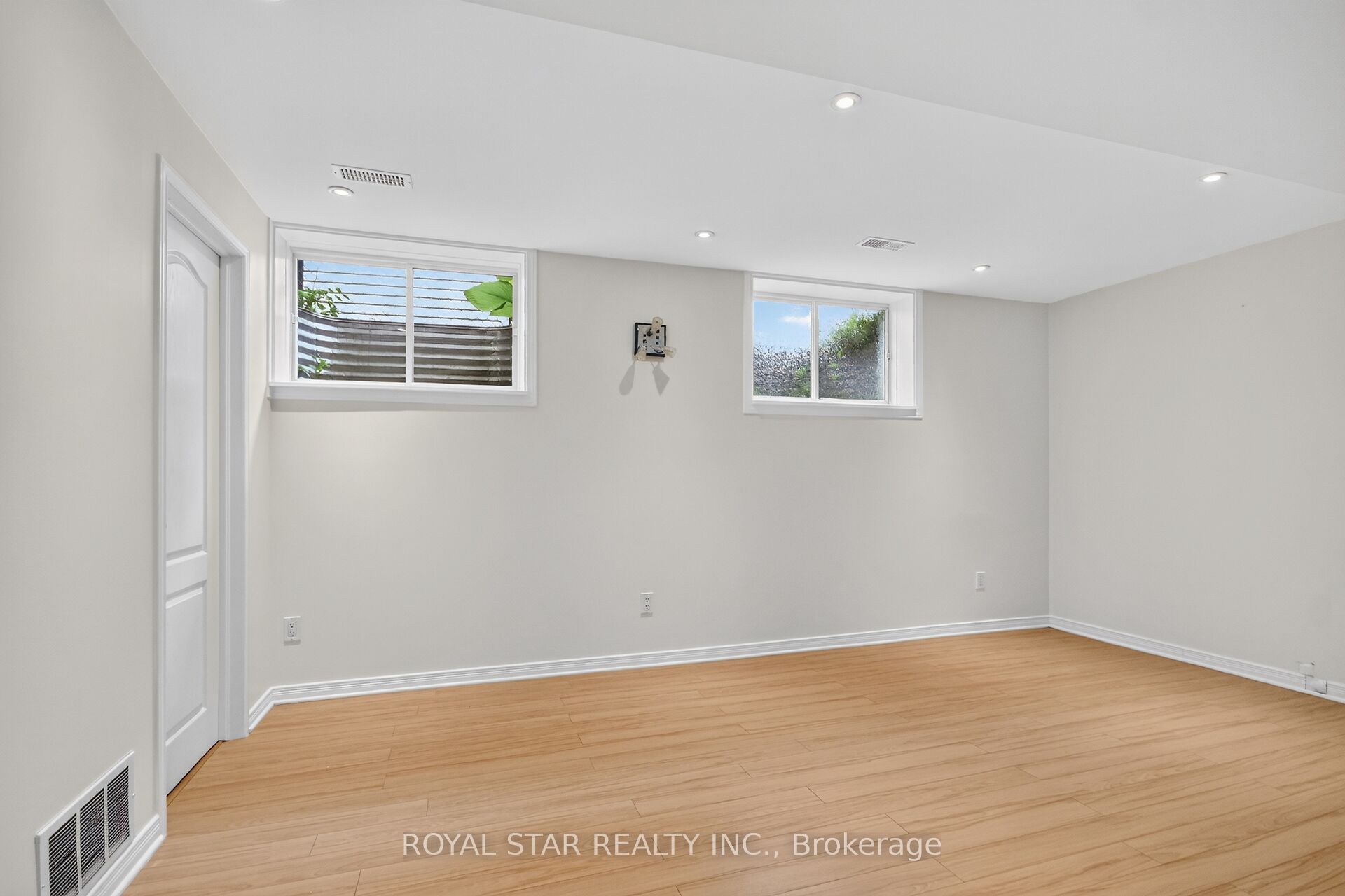 818 Long Point Circle Property Photo 41