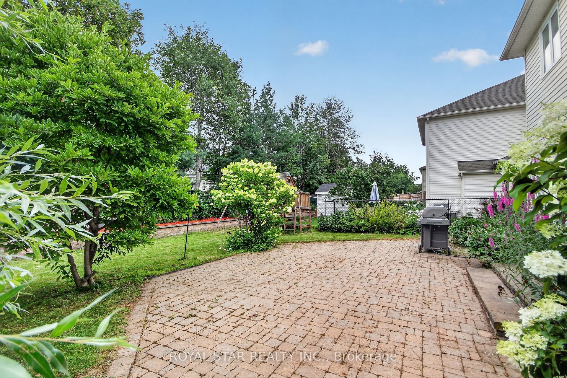 818 Long Point Circle Property Photo 46