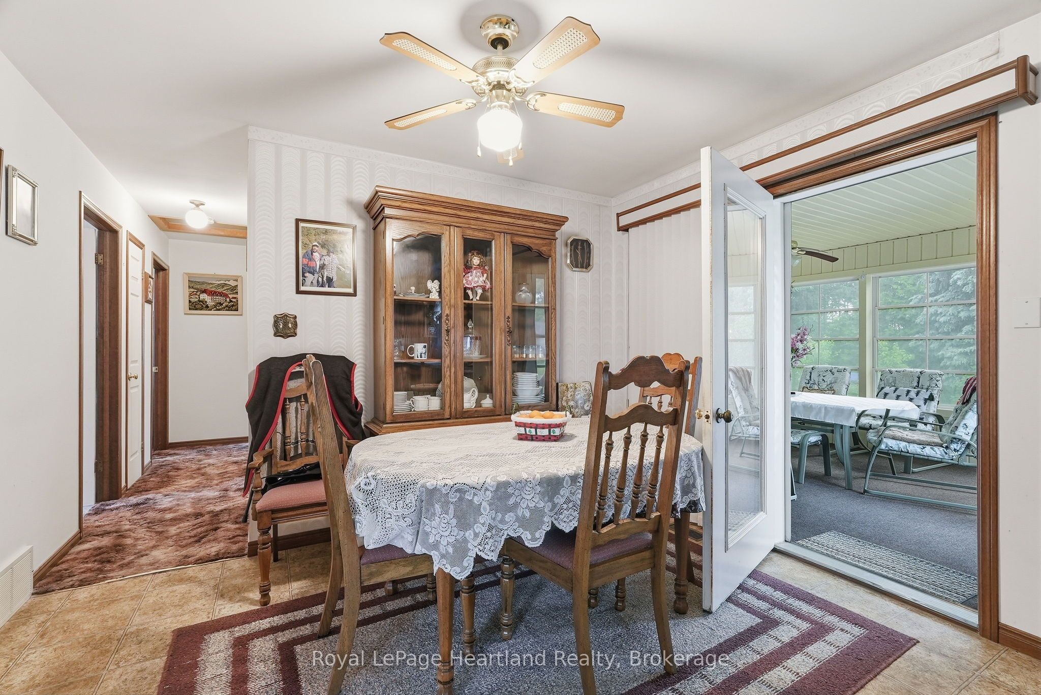 947 Caroline Street Property Photo 7