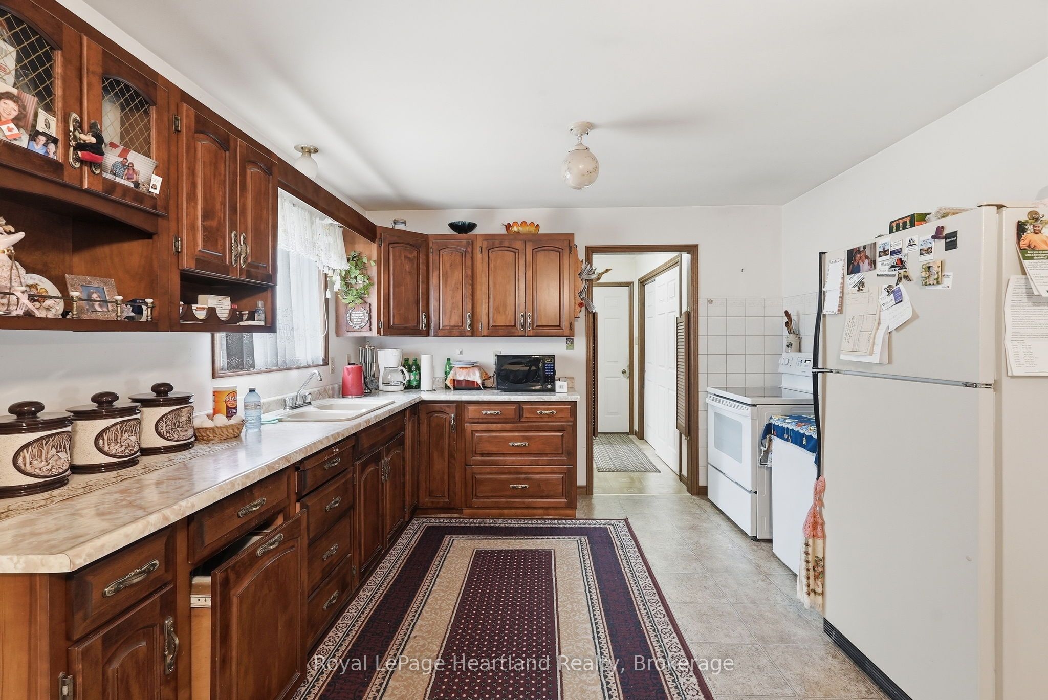 947 Caroline Street Property Photo 10