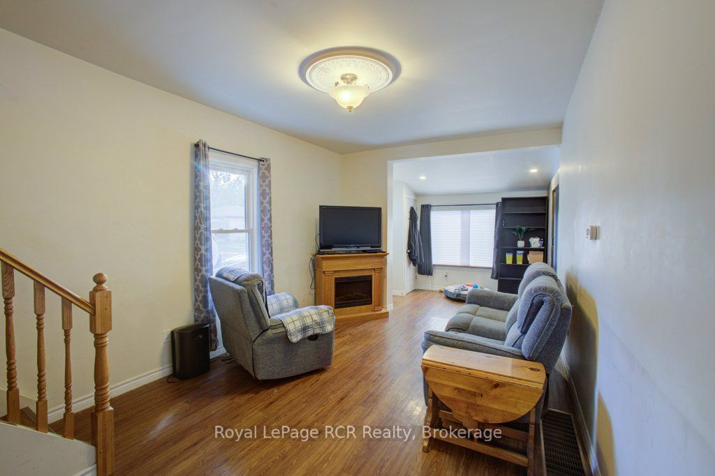330 York Street Property Photo 6