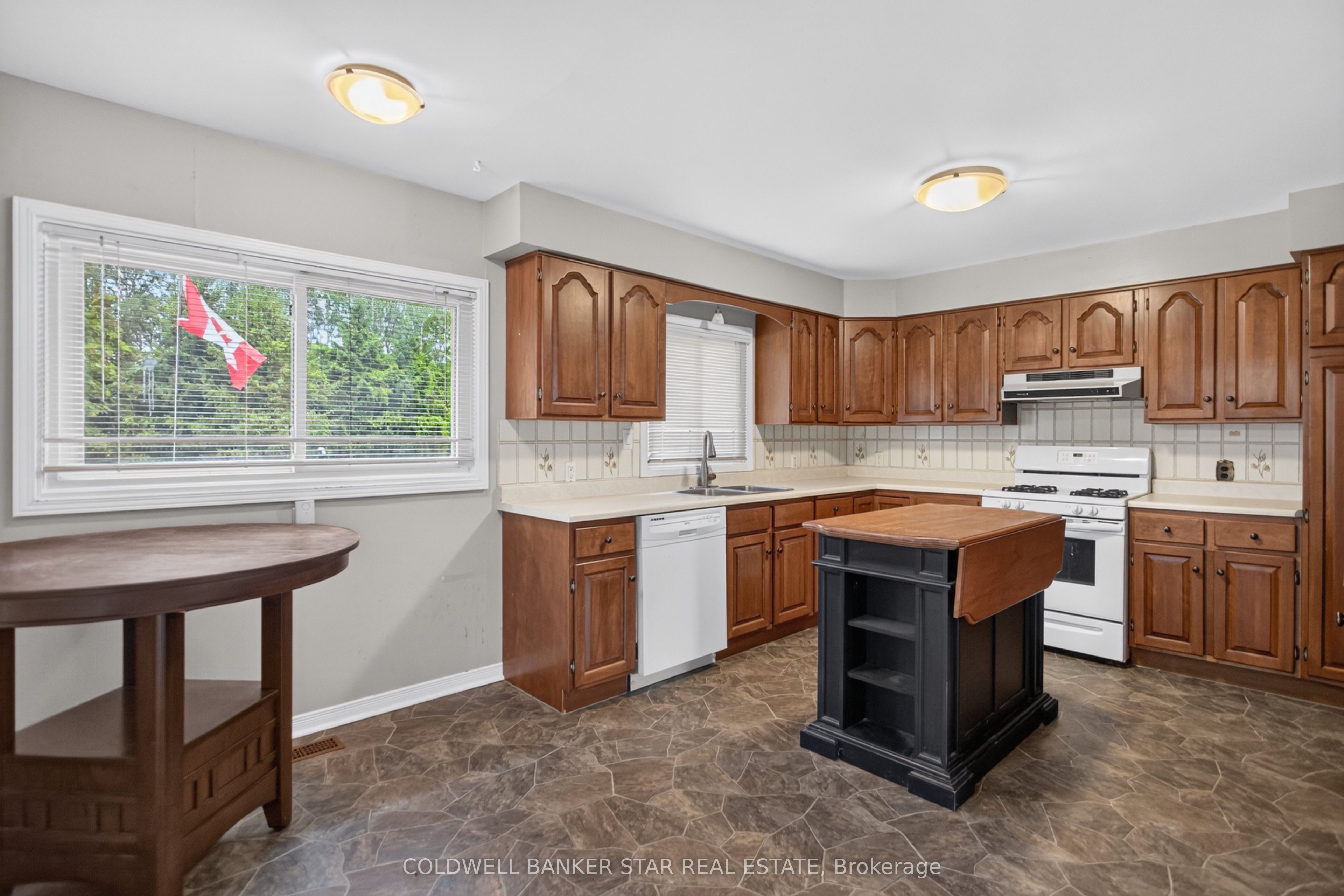 78 Main Street Property Photo 17