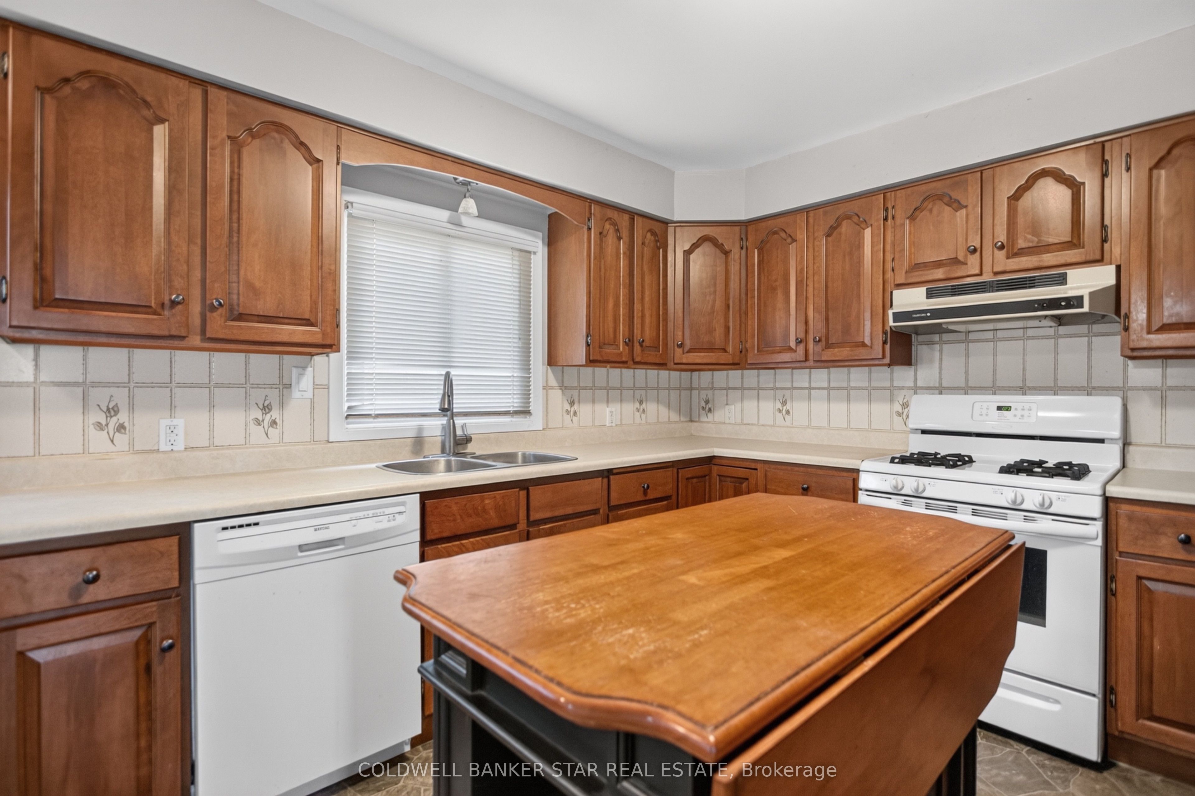 78 Main Street Property Photo 19