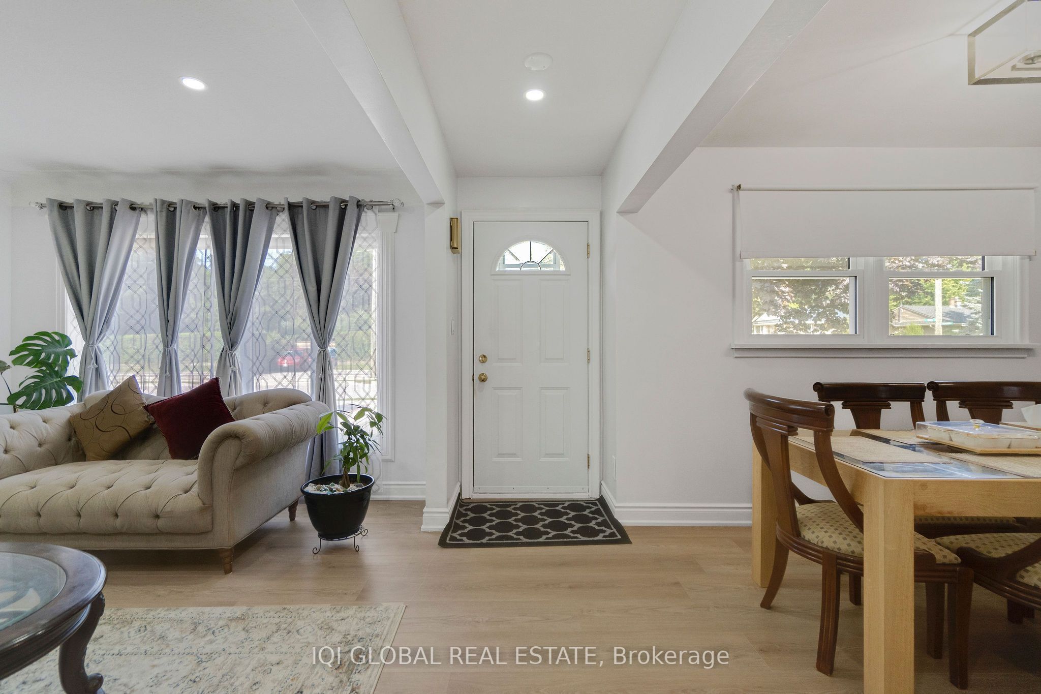 147 Tait Street Property Photo 7