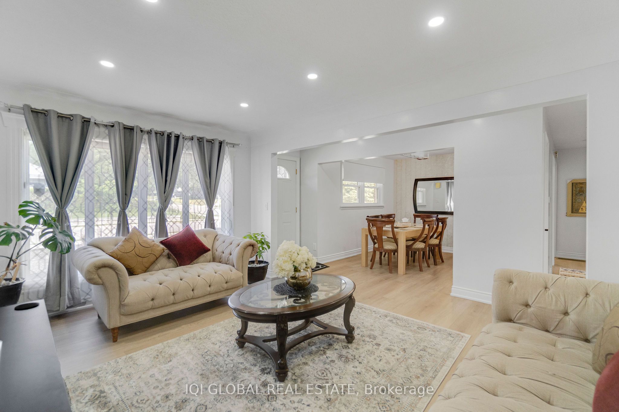 147 Tait Street Property Photo 9