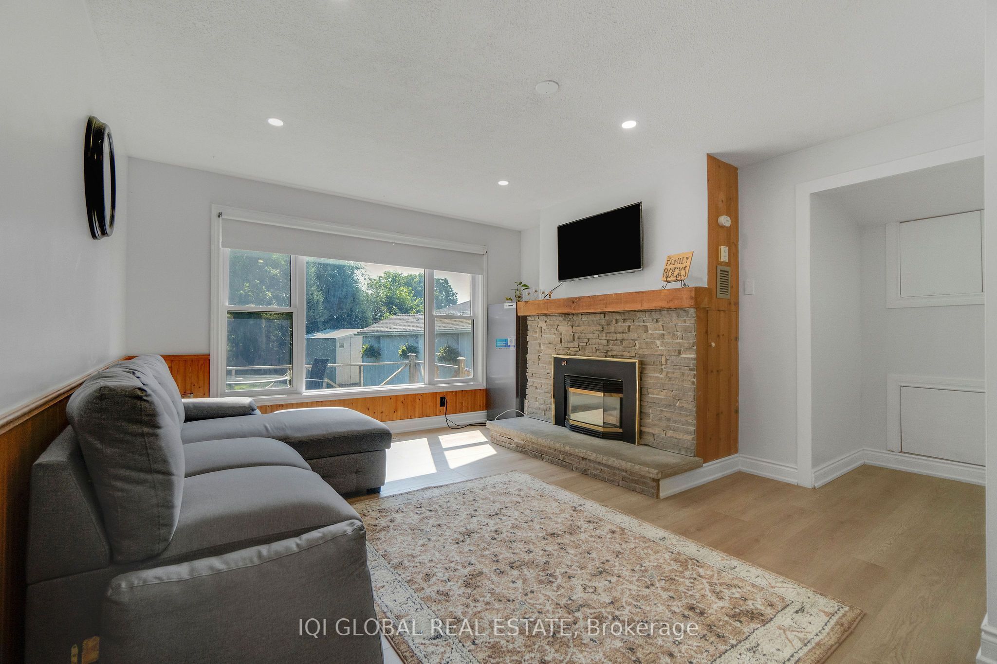 147 Tait Street Property Photo 19