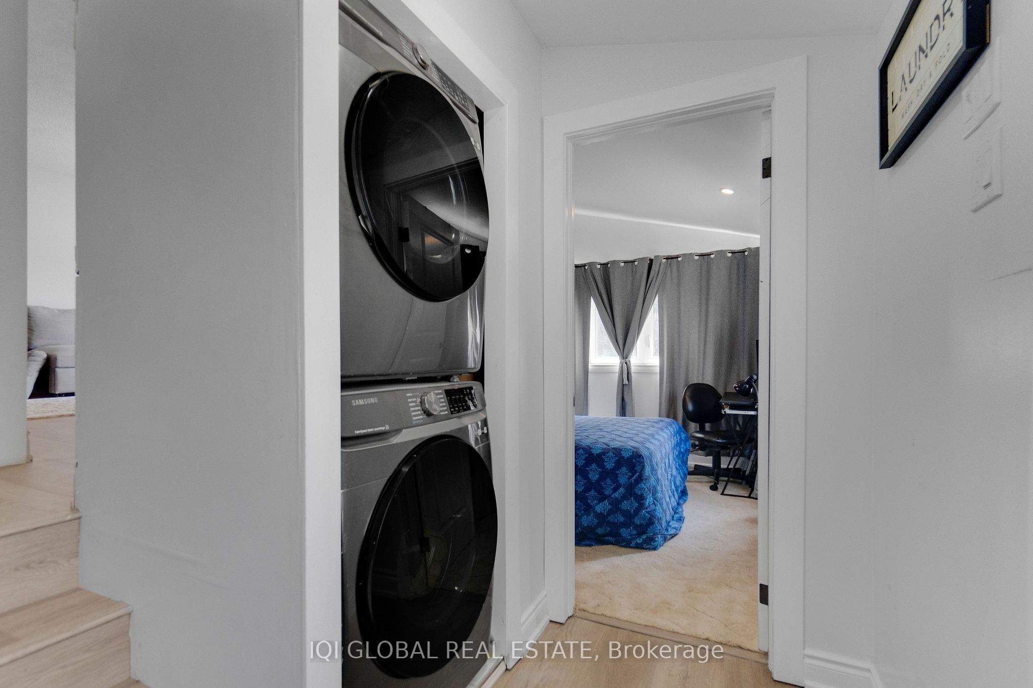 147 Tait Street Property Photo 25