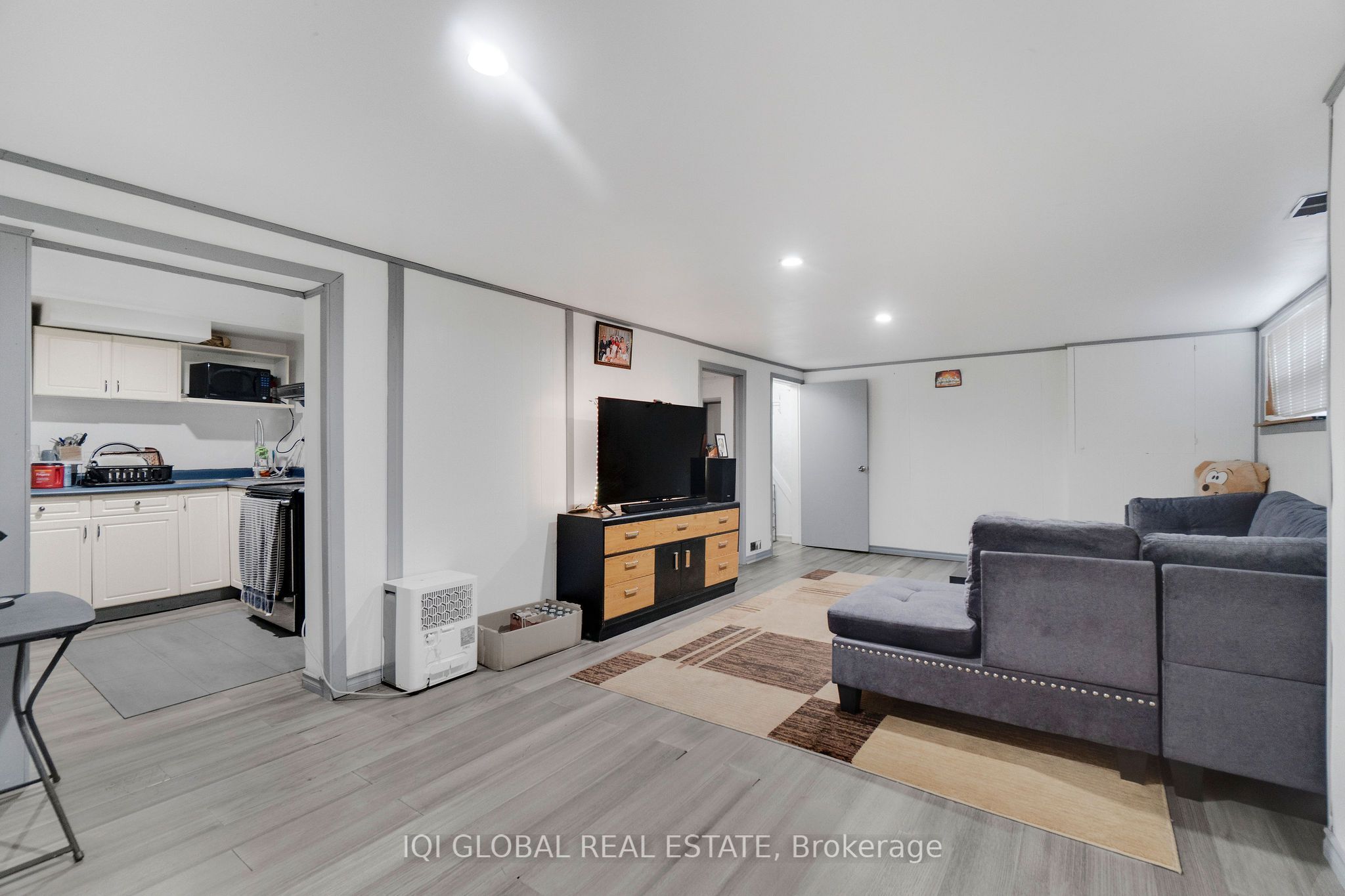 147 Tait Street Property Photo 32