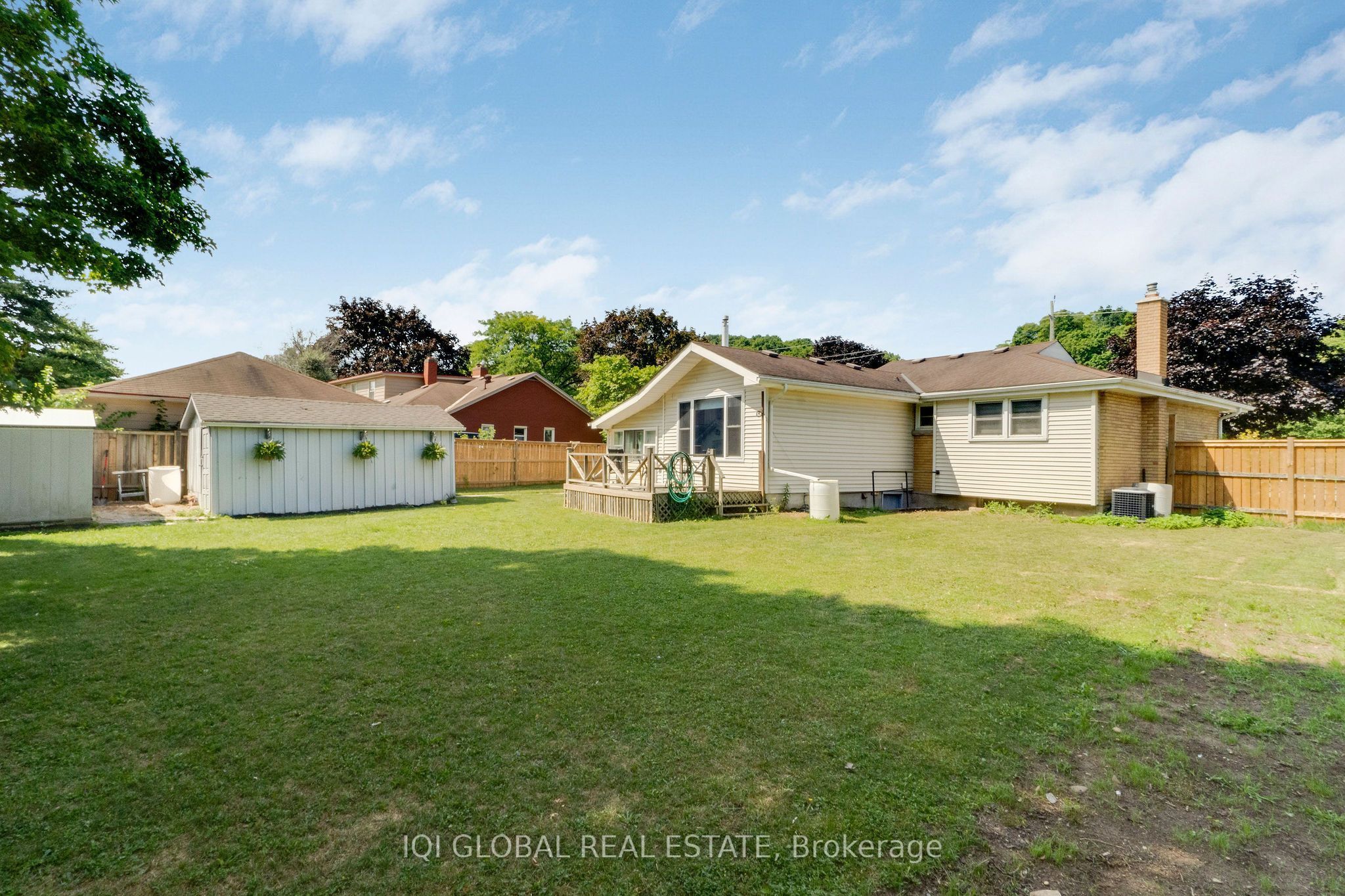 147 Tait Street Property Photo 41