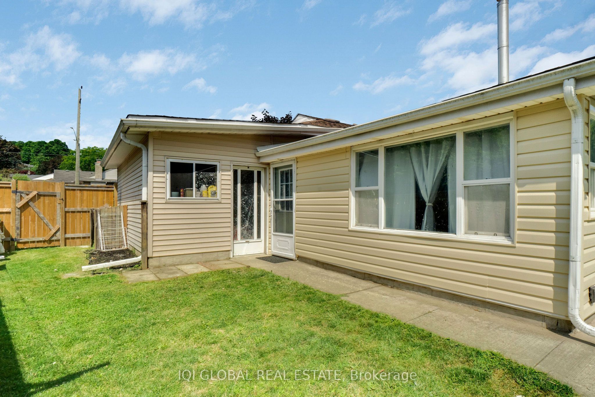 147 Tait Street Property Photo 46