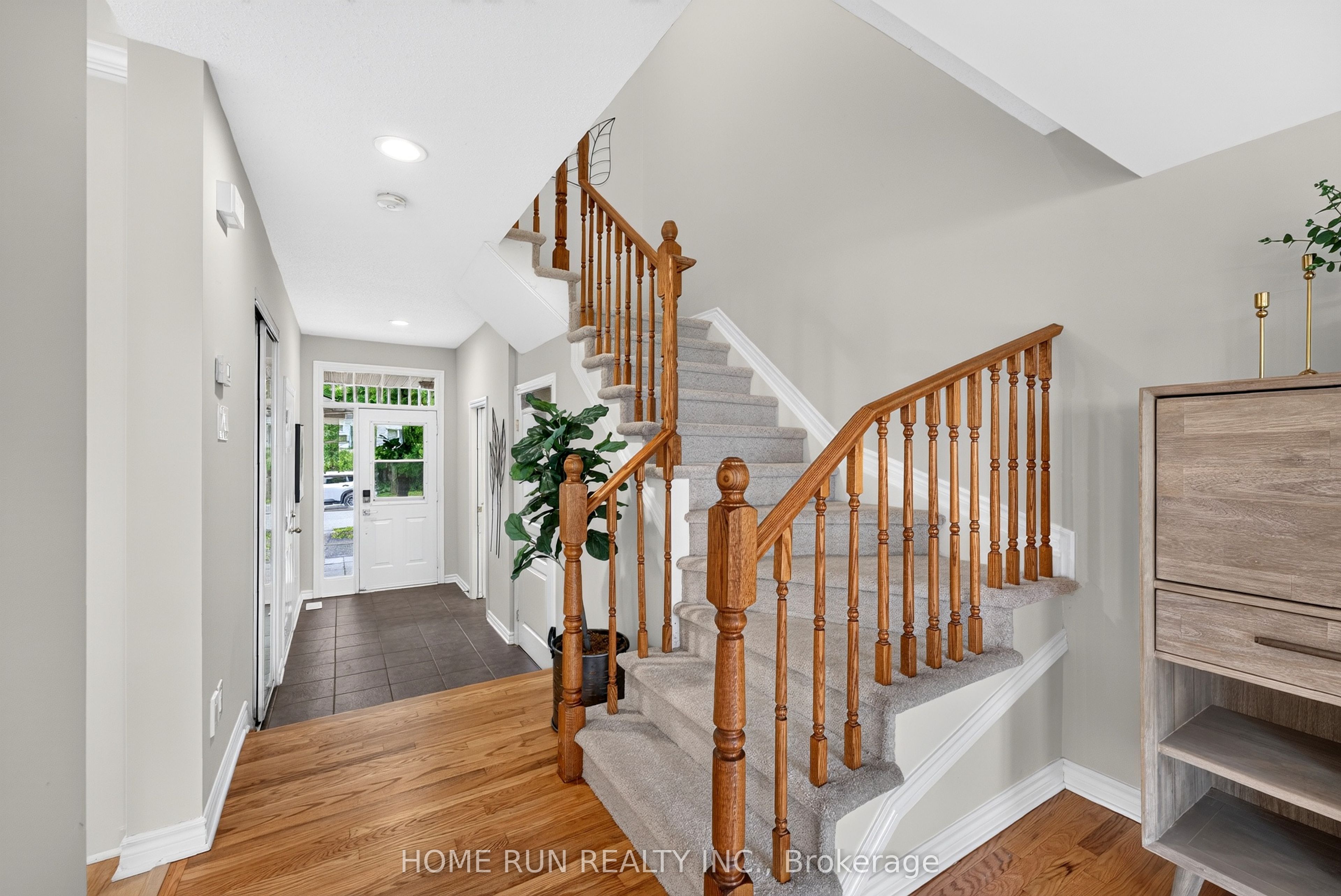 164 Gray Crescent Property Photo 6