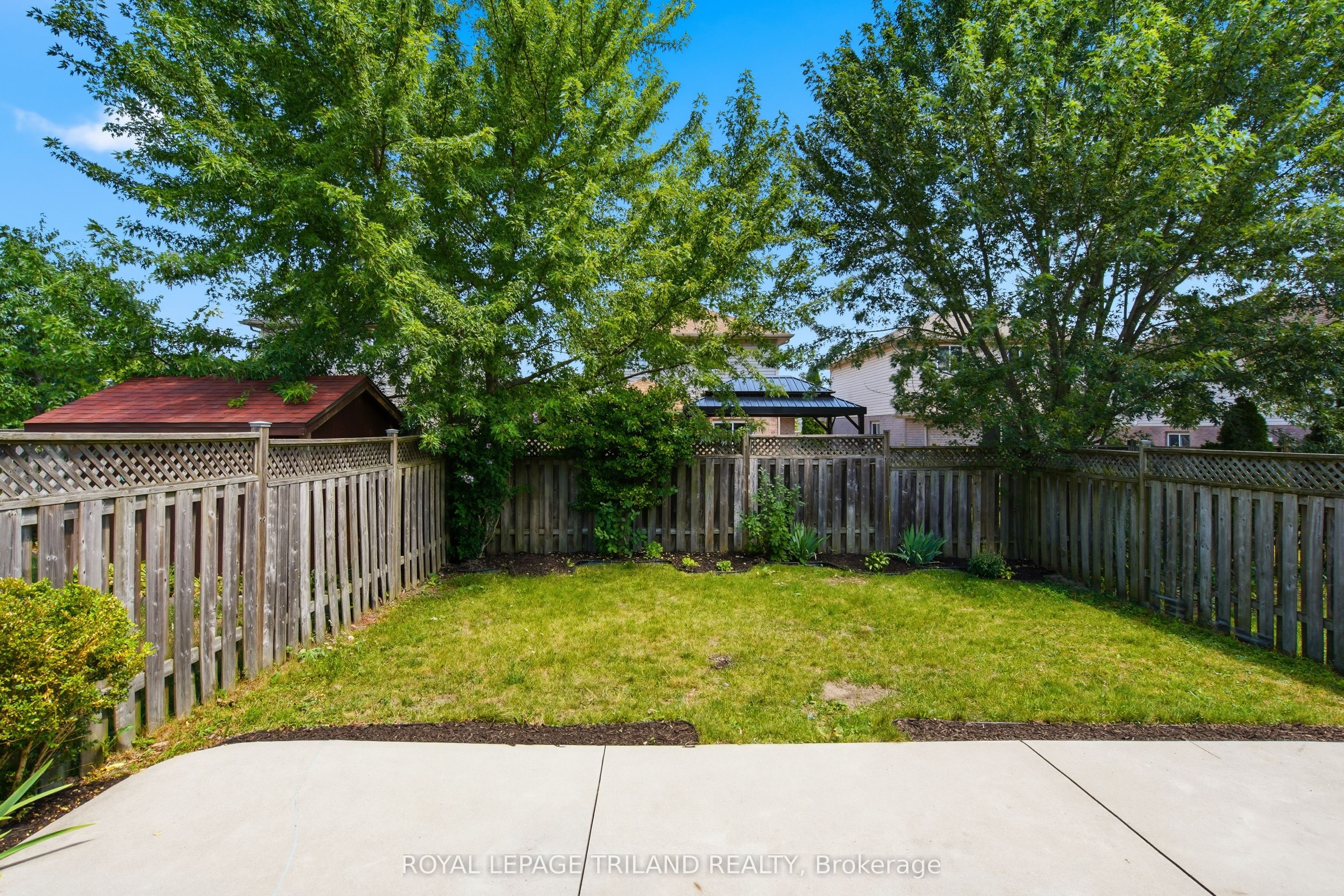 1942 Bloom Crescent Property Photo 25