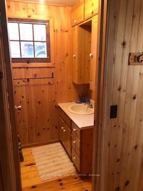136 Frair's Bay Road Property Photo 7