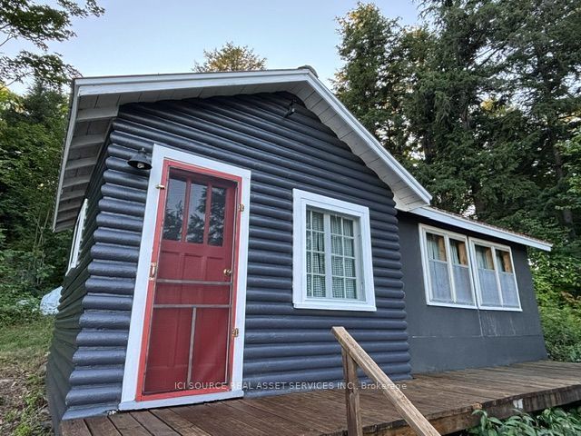 136 Frair's Bay Road Property Photo 17
