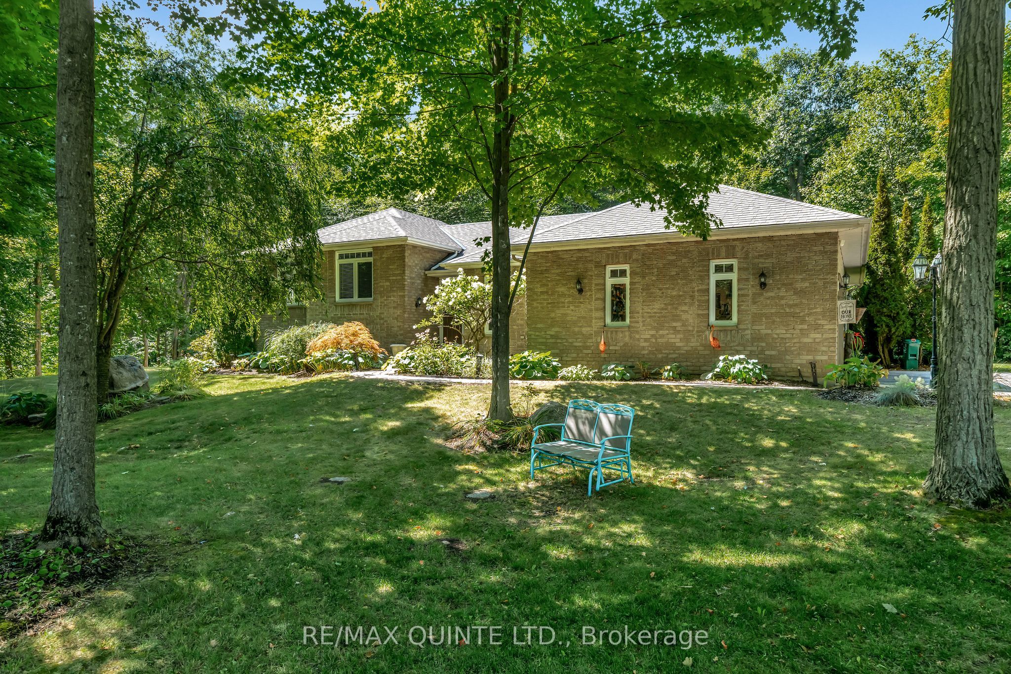 291 Colonial Drive Property Photo 2