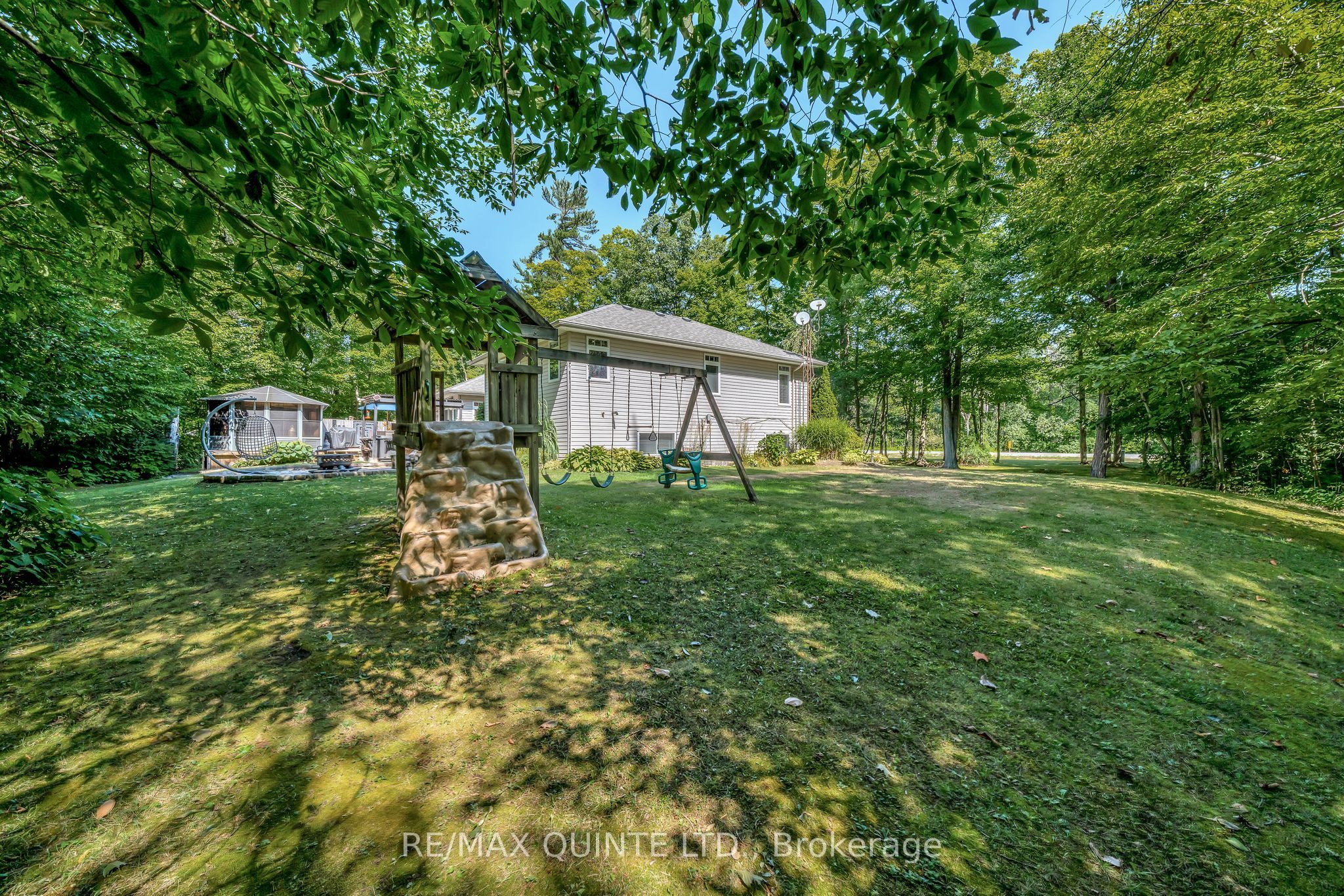 291 Colonial Drive Property Photo 37