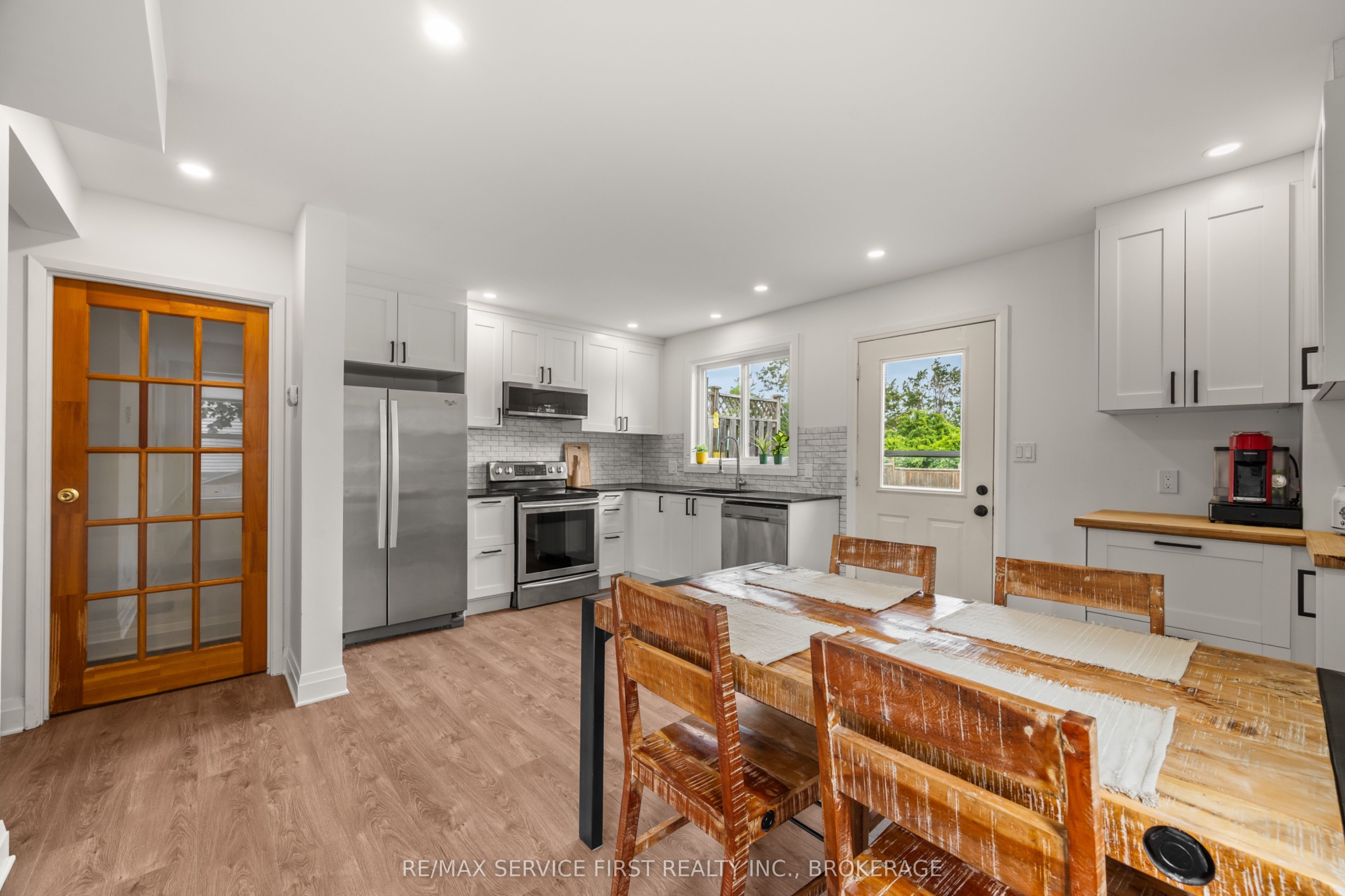 53 Mckeown Crescent Property Photo 8