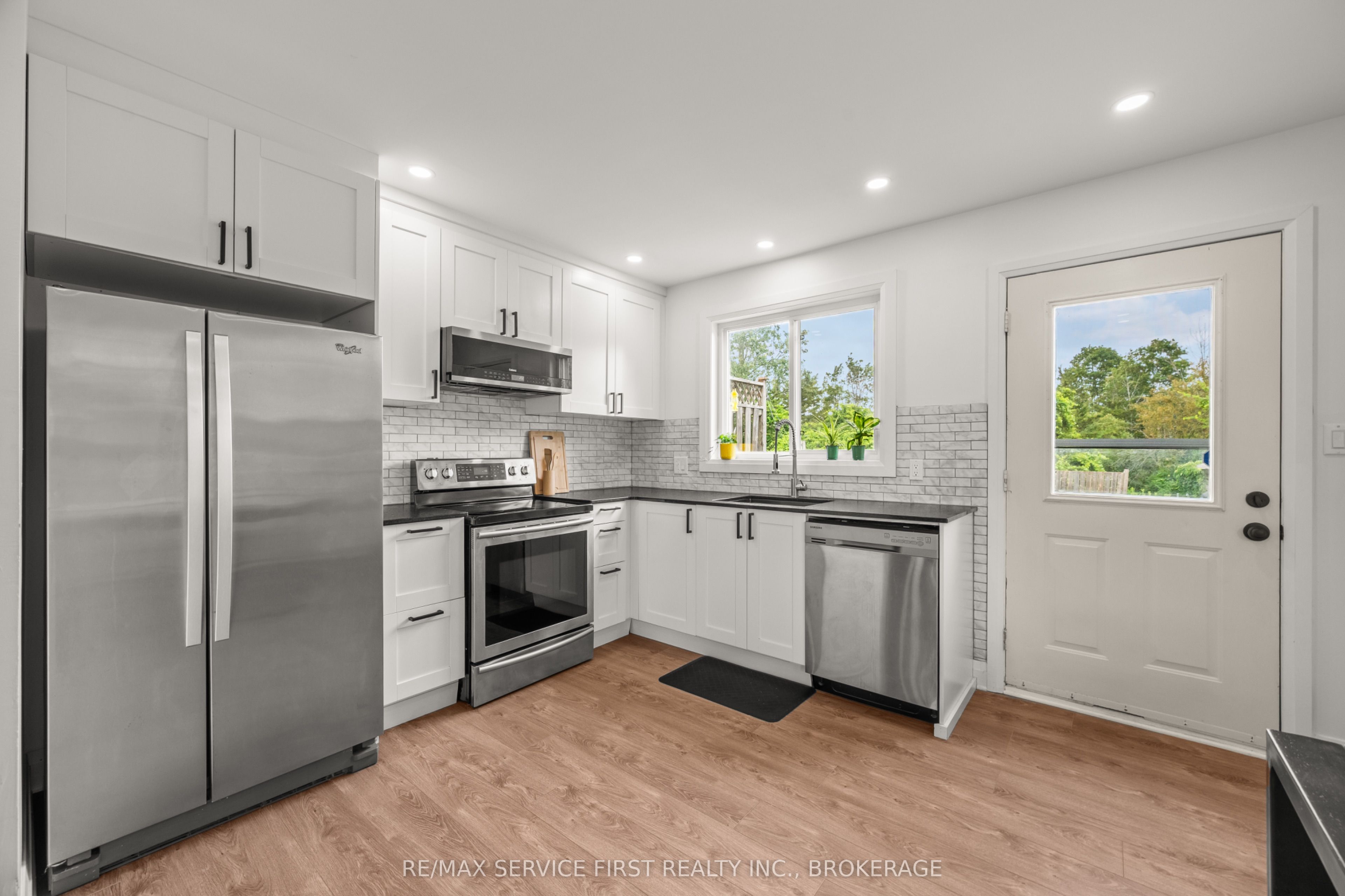 53 Mckeown Crescent Property Photo 9