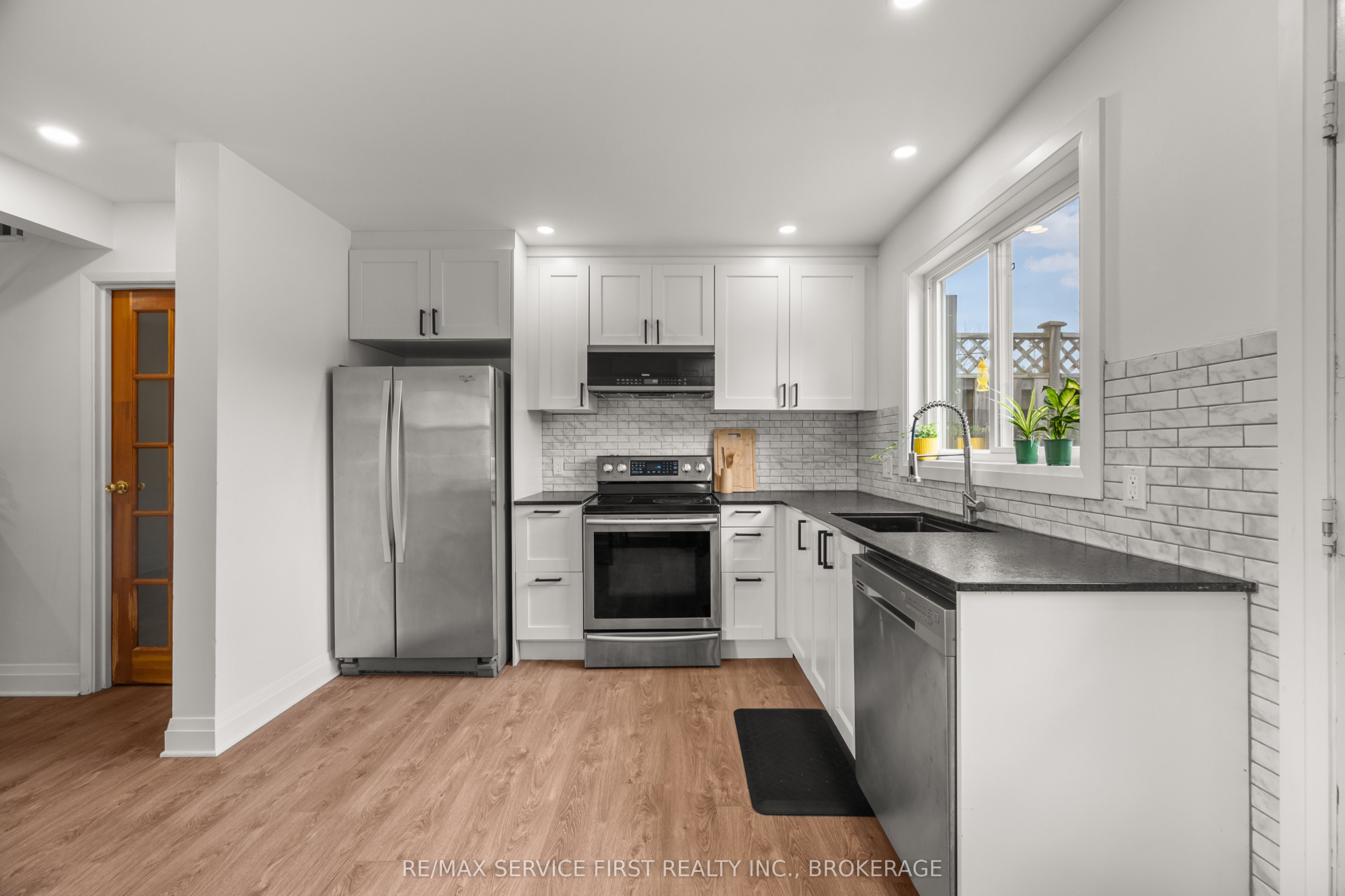 53 Mckeown Crescent Property Photo 10