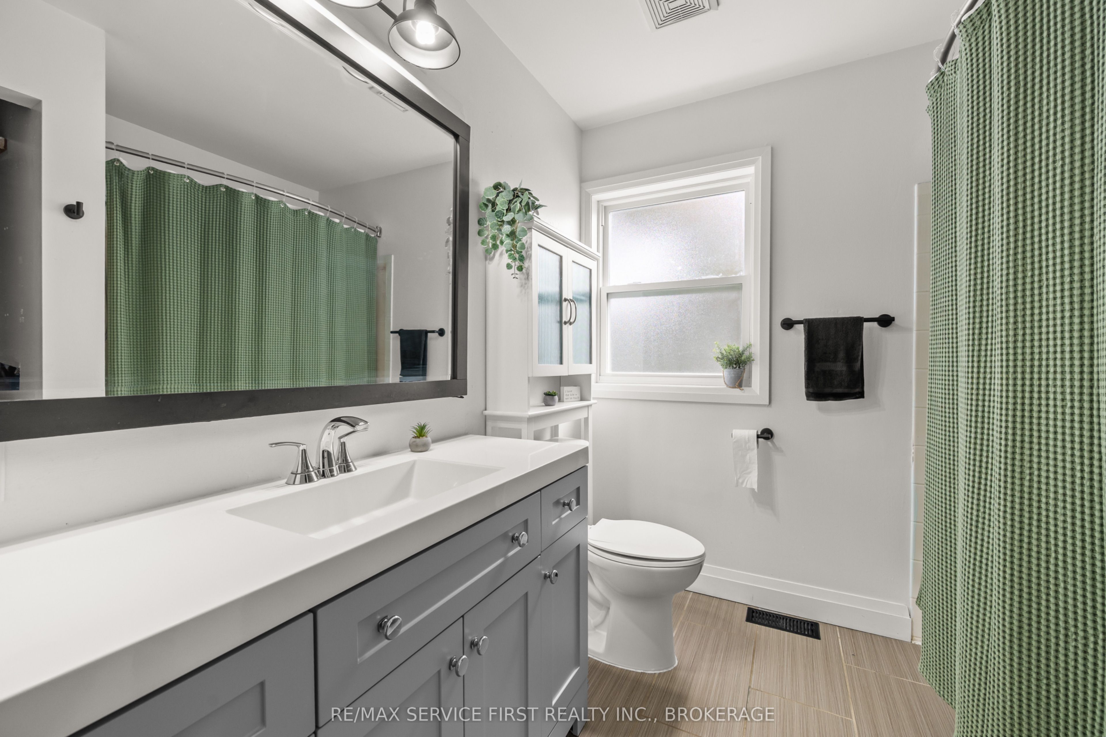 53 Mckeown Crescent Property Photo 17