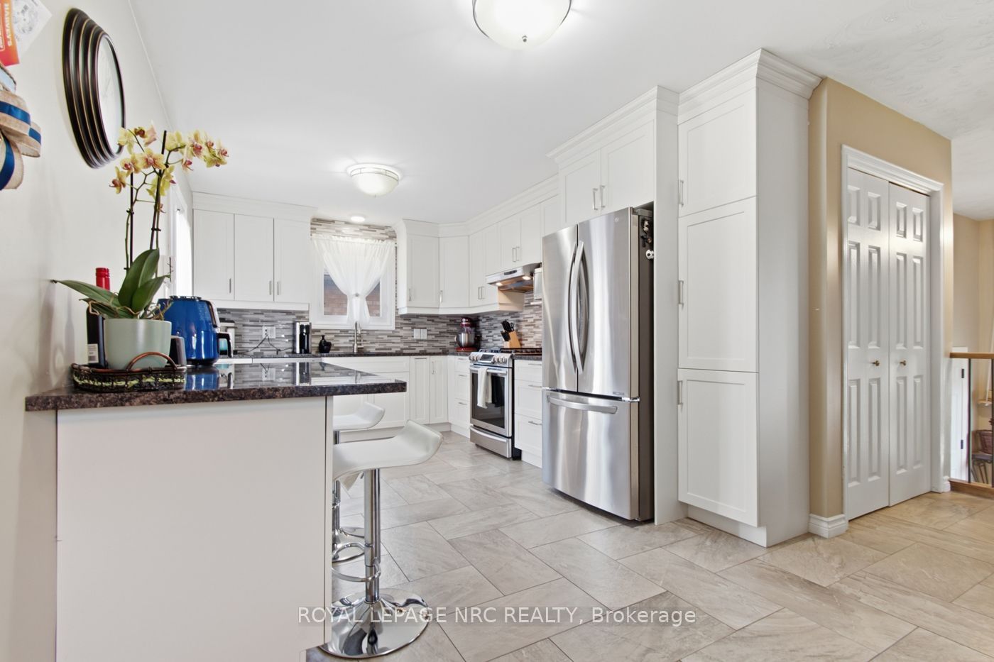 28 Rollins Drive Property Photo 9