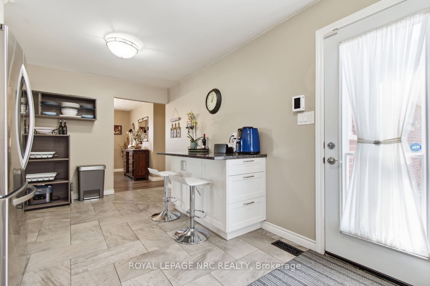 28 Rollins Drive Property Photo 11