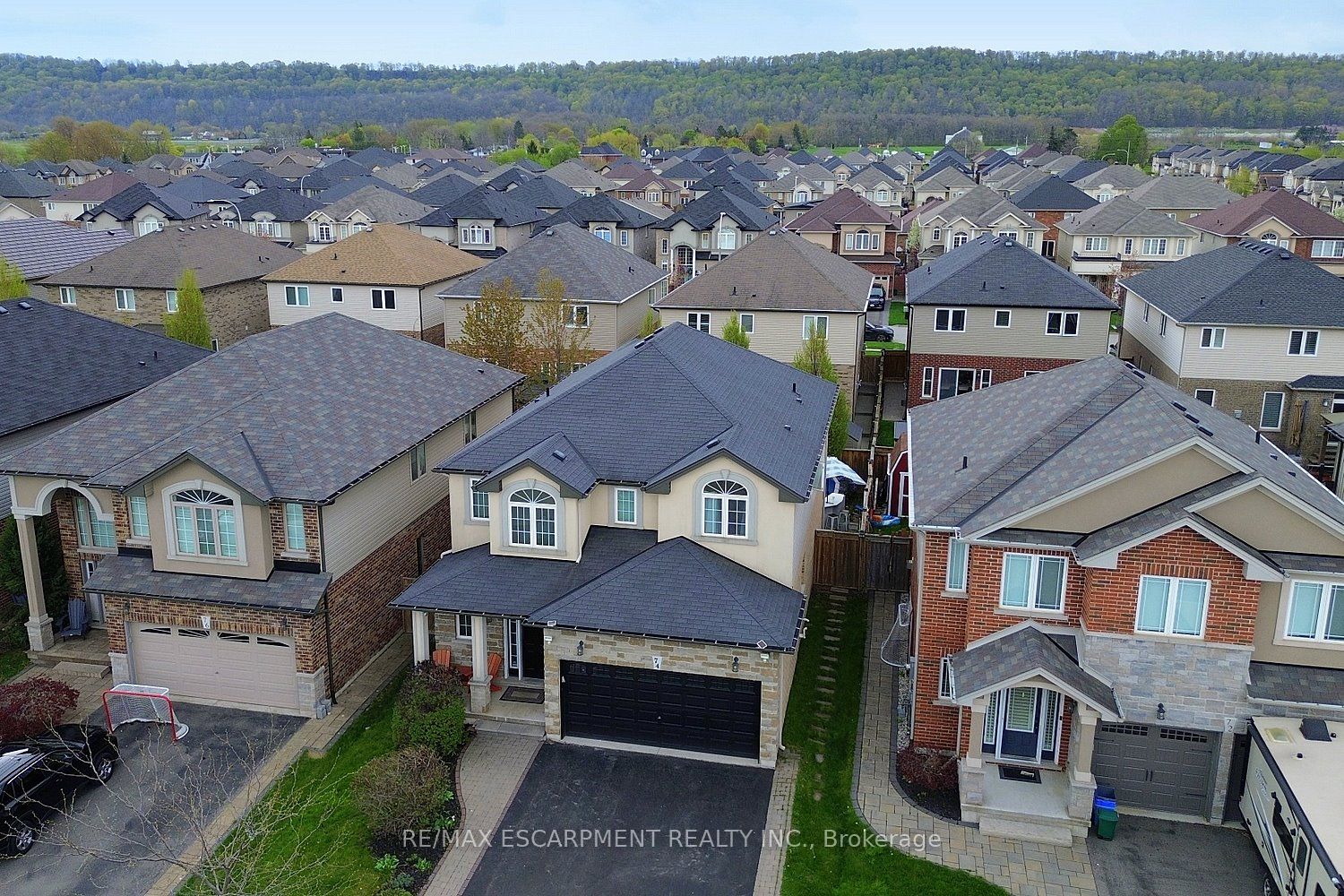 74 Lampman Drive Property Photo 2