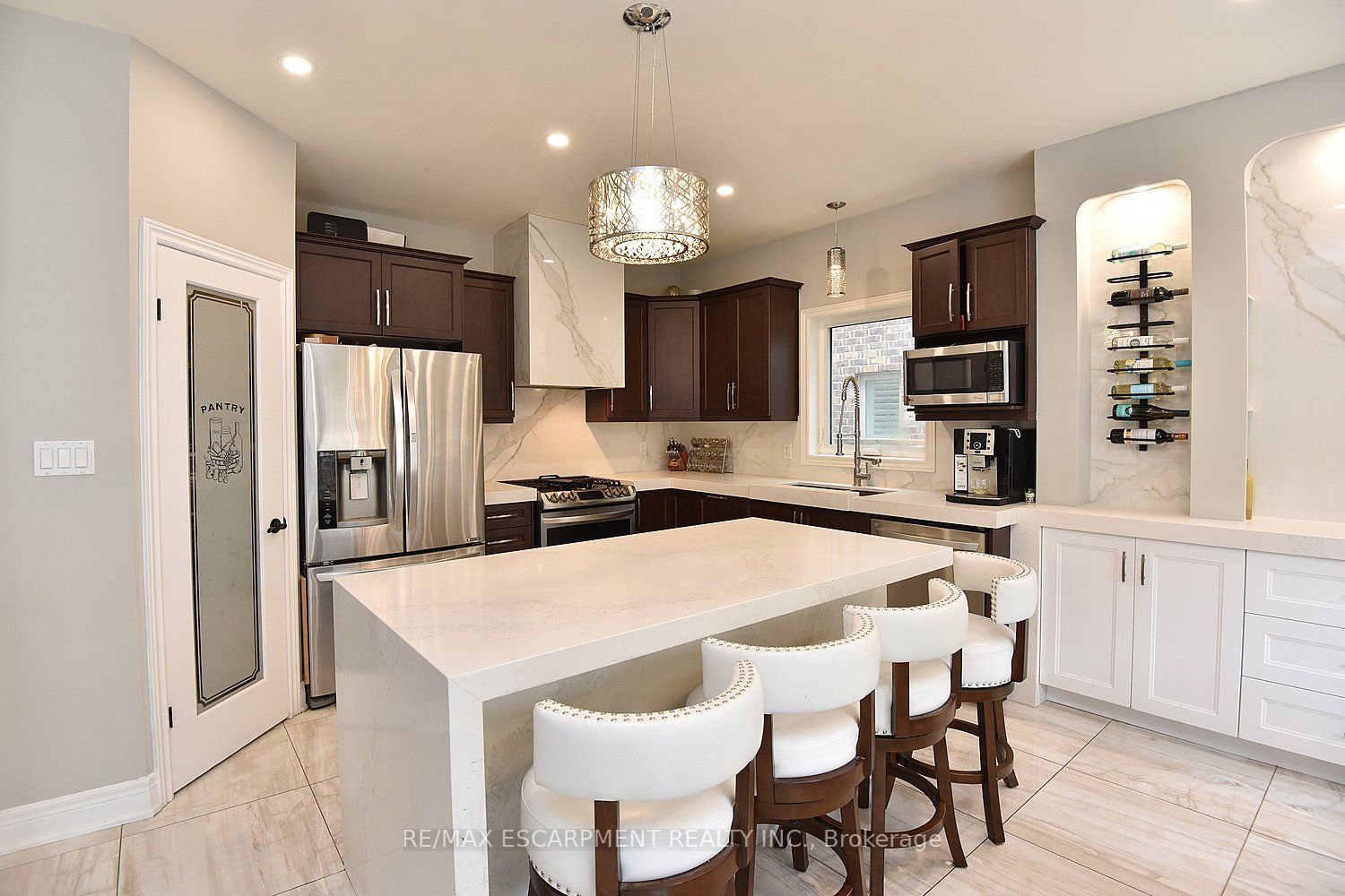 74 Lampman Drive Property Photo 16