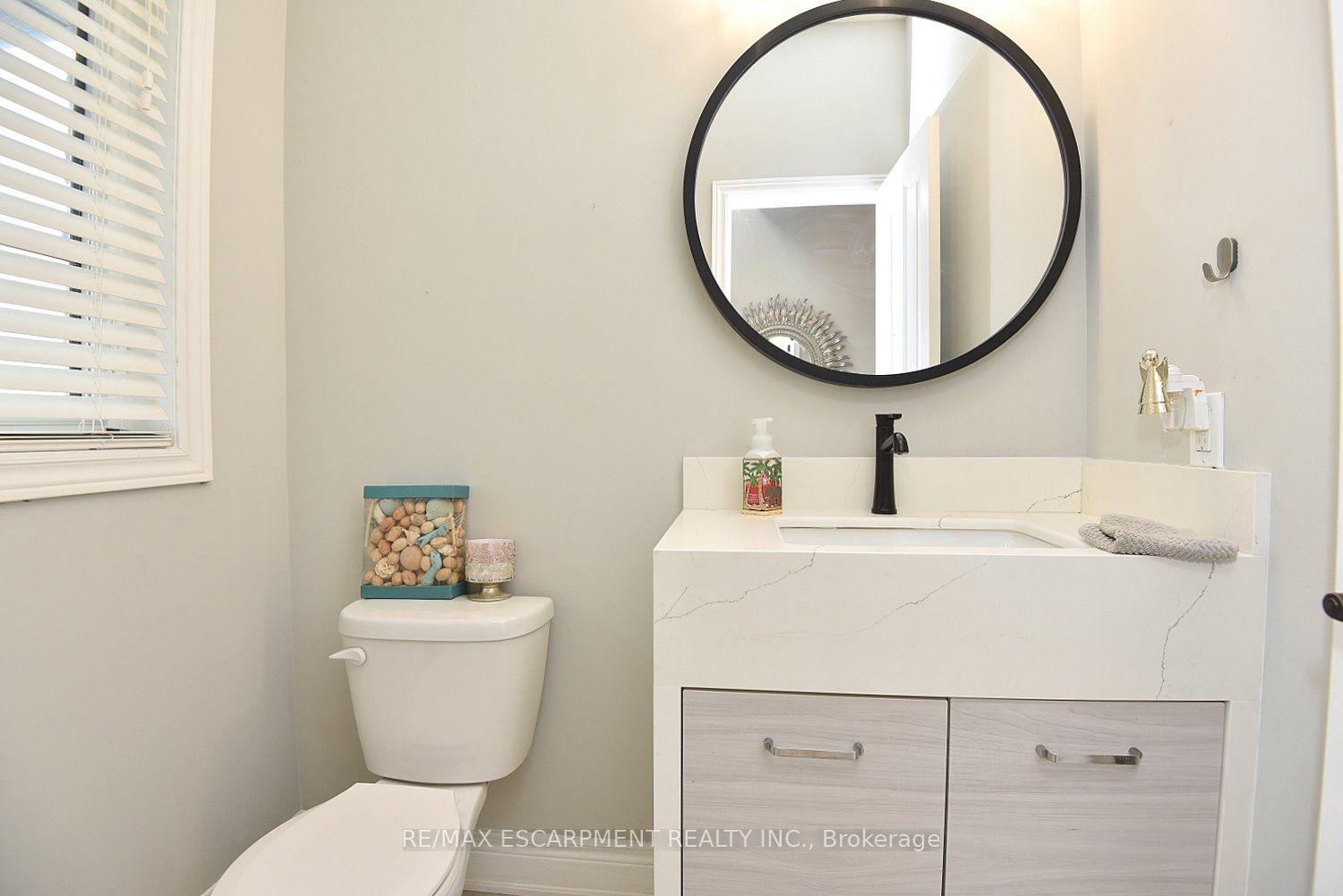 74 Lampman Drive Property Photo 22
