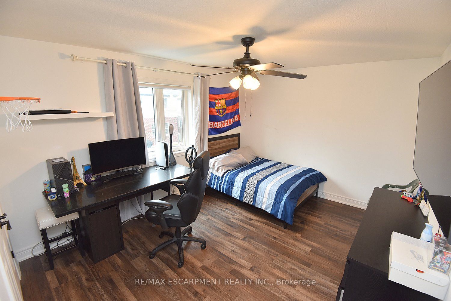 74 Lampman Drive Property Photo 28