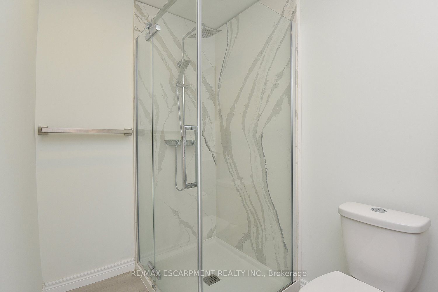 74 Lampman Drive Property Photo 40