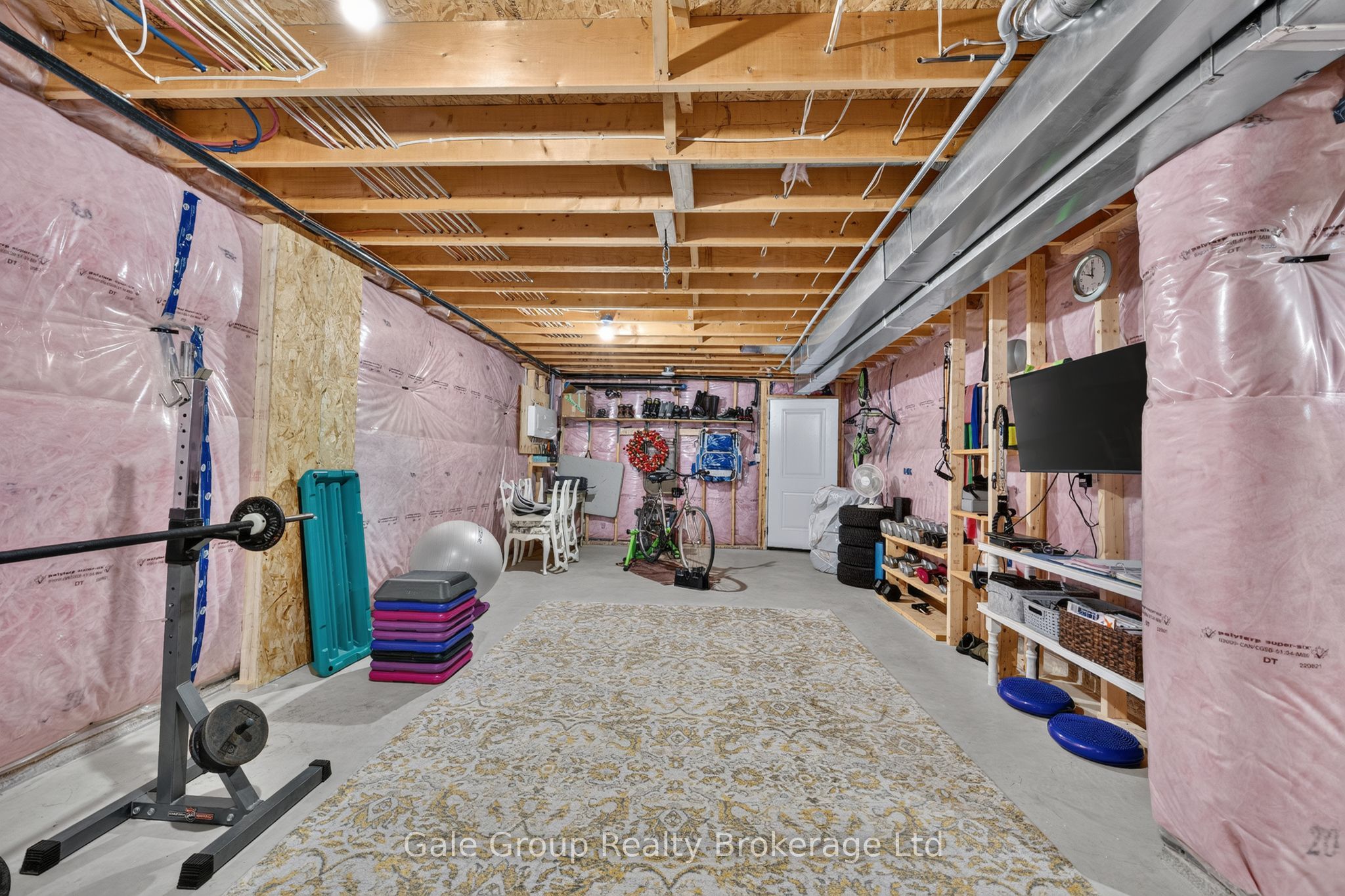 9.5 South Court Street Property Photo 27