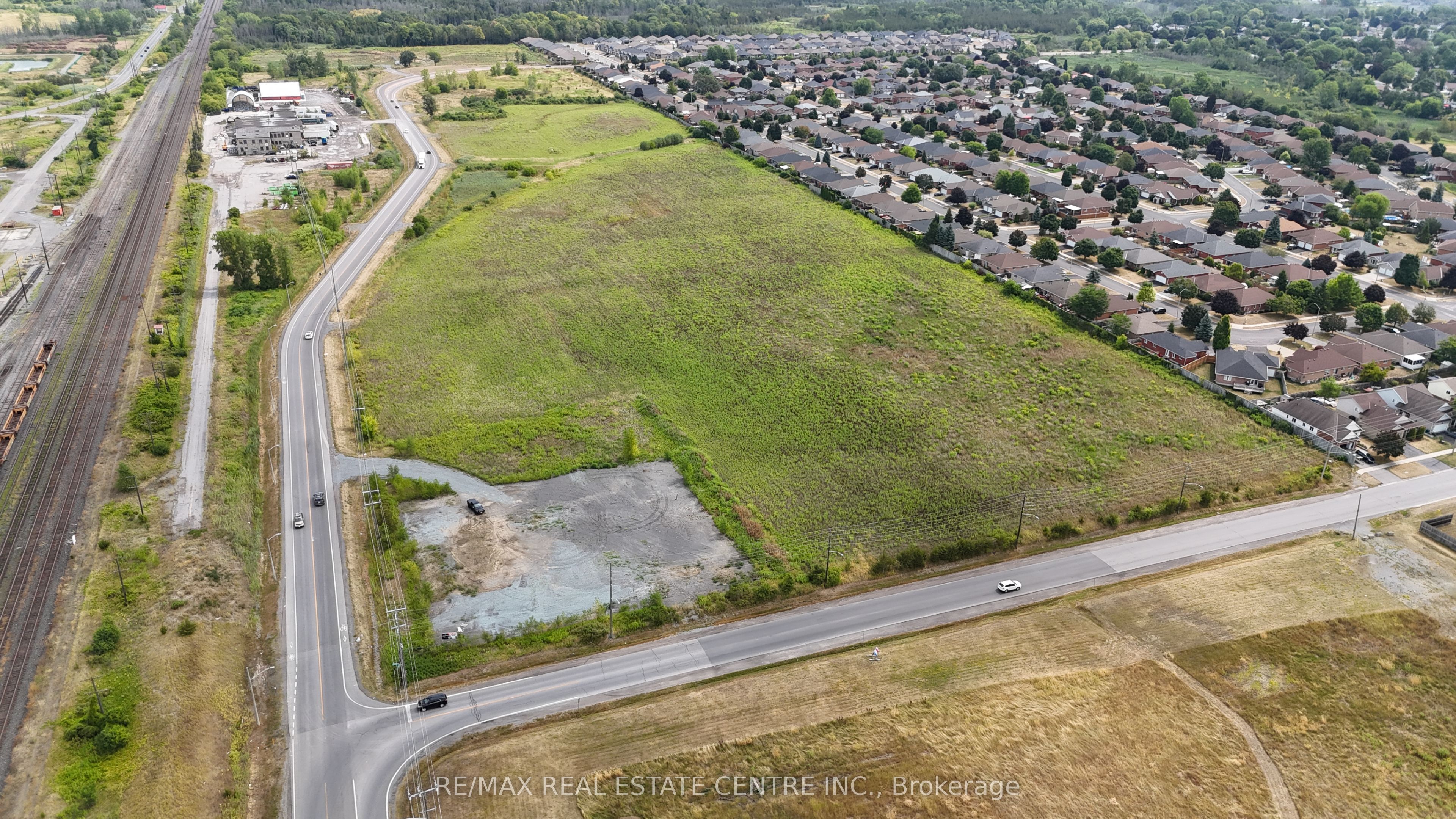 401 Farley Avenue Property Photo 2