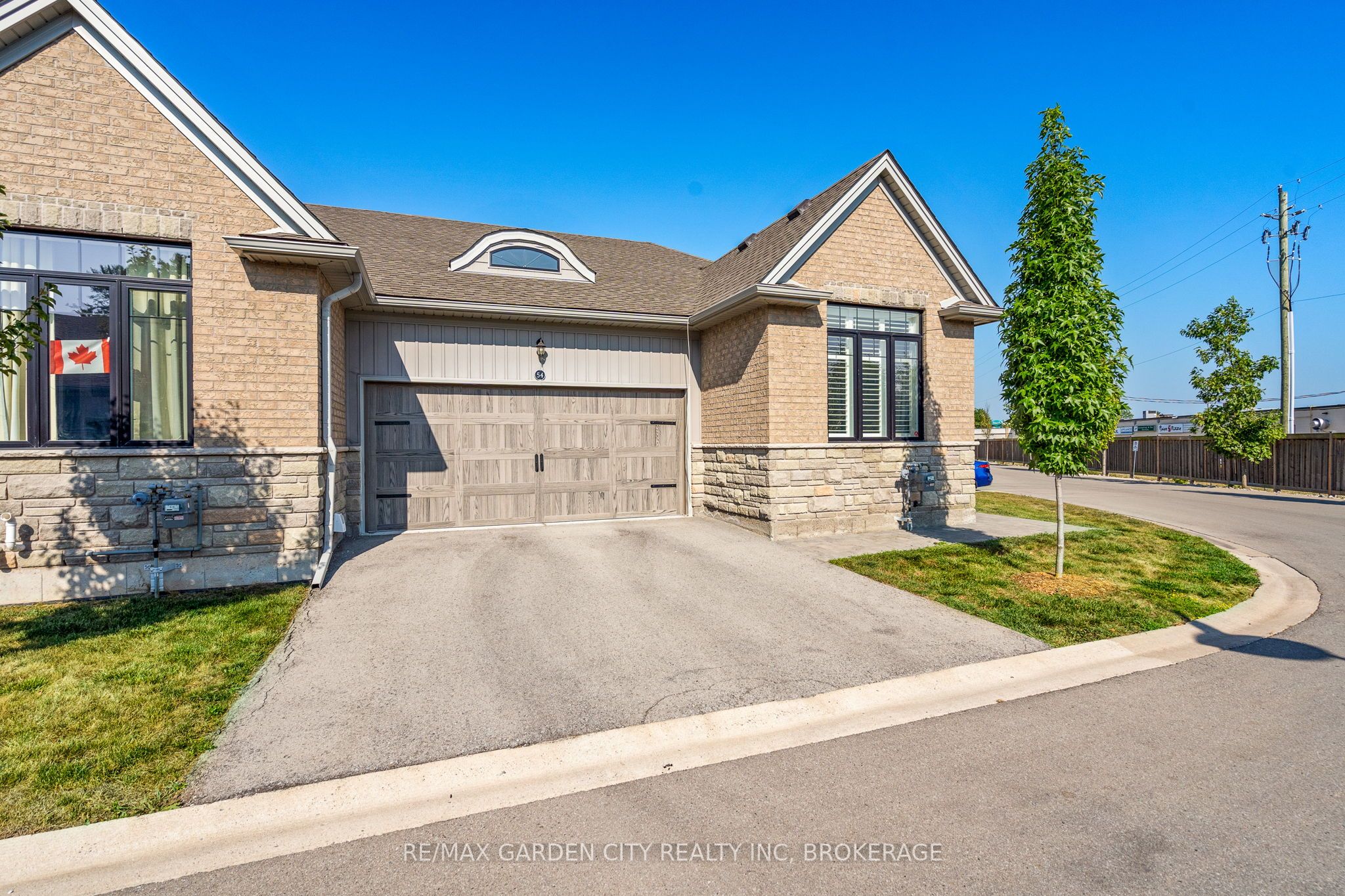 54 Borden Trail Property Photo 2