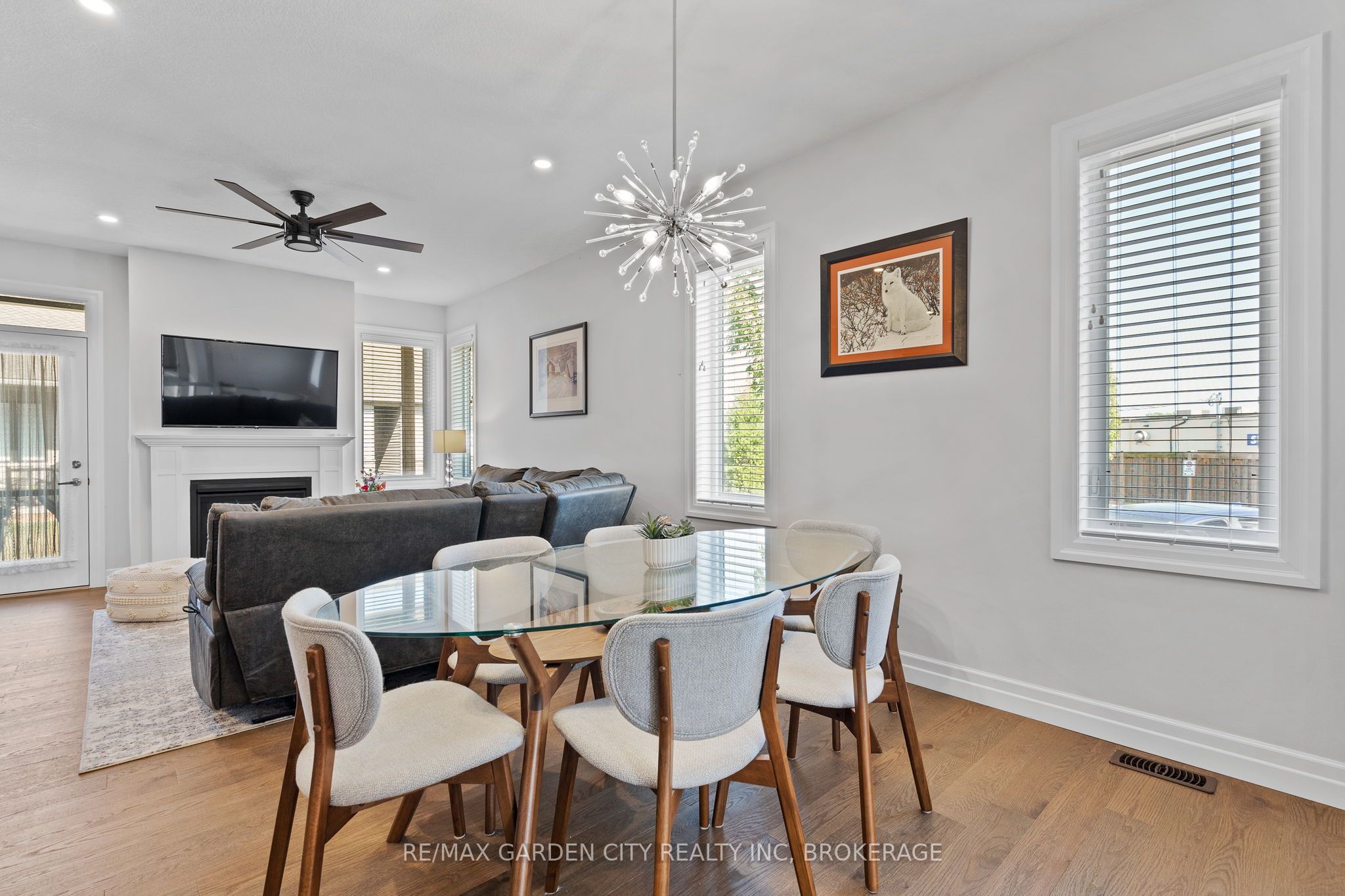 54 Borden Trail Property Photo 8