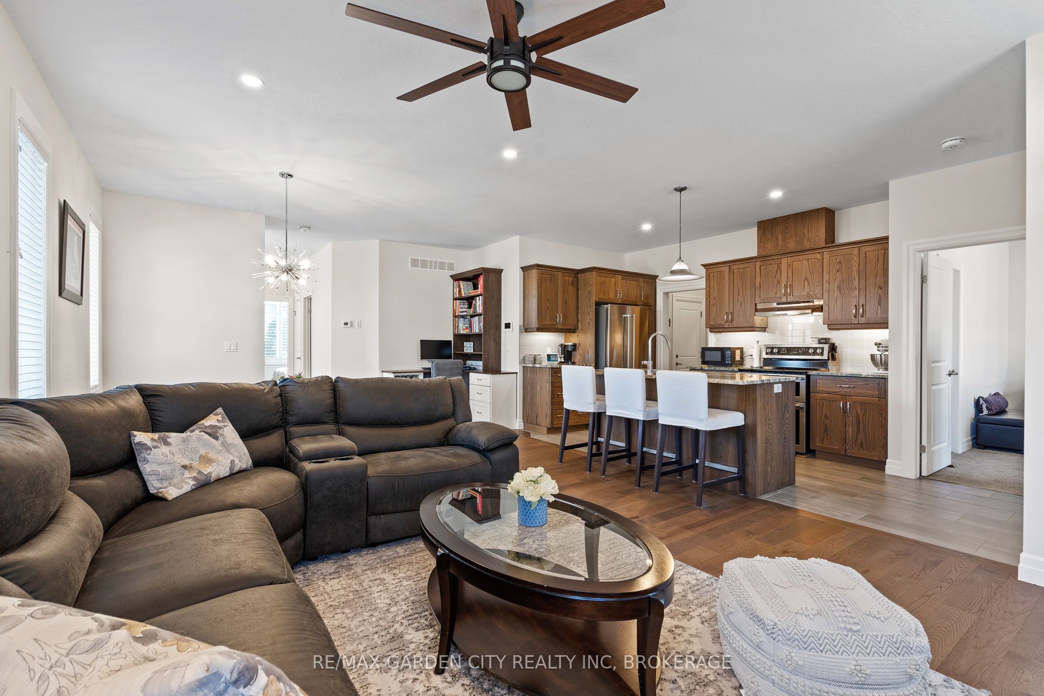 54 Borden Trail Property Photo 10