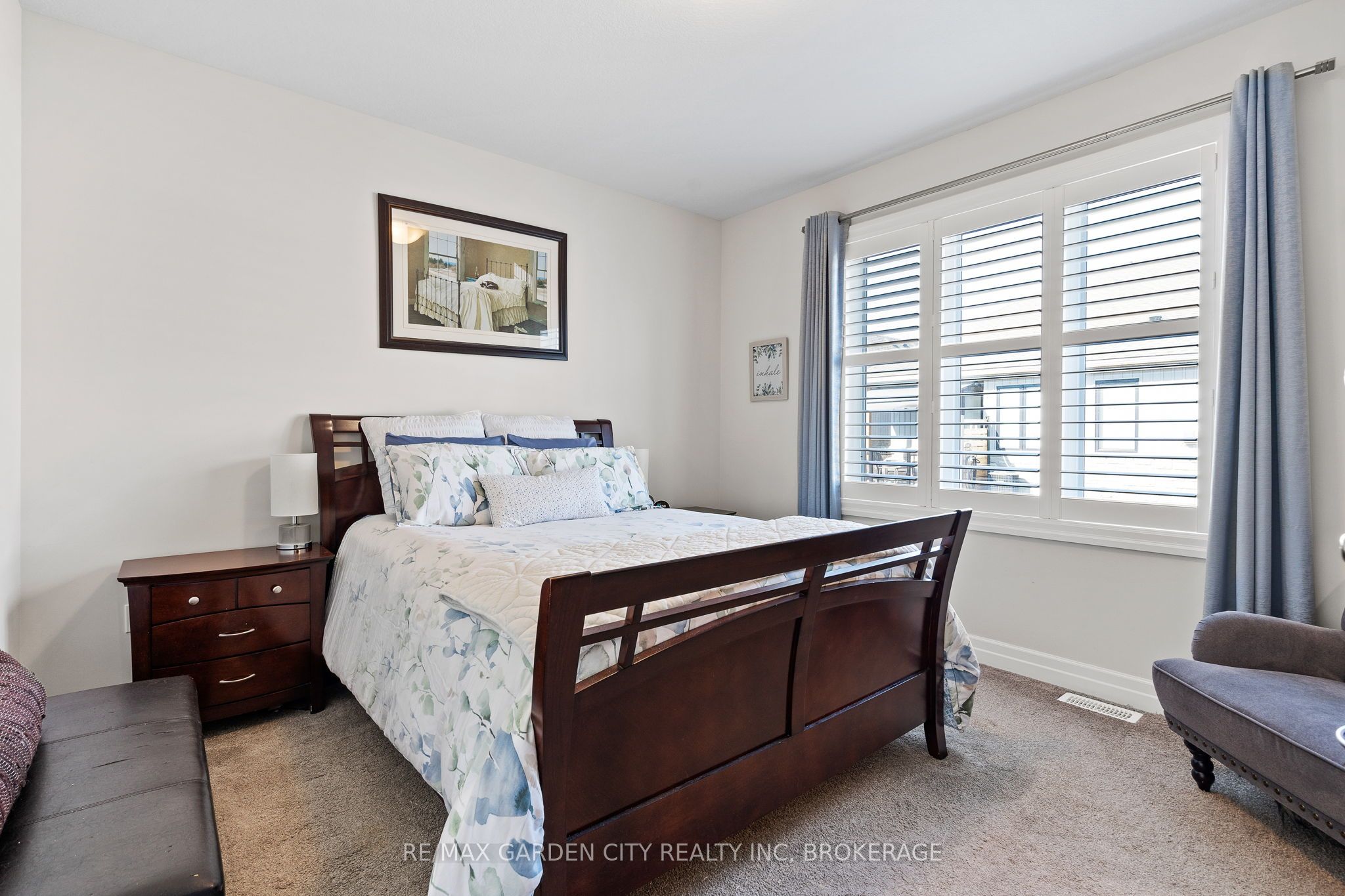 54 Borden Trail Property Photo 13