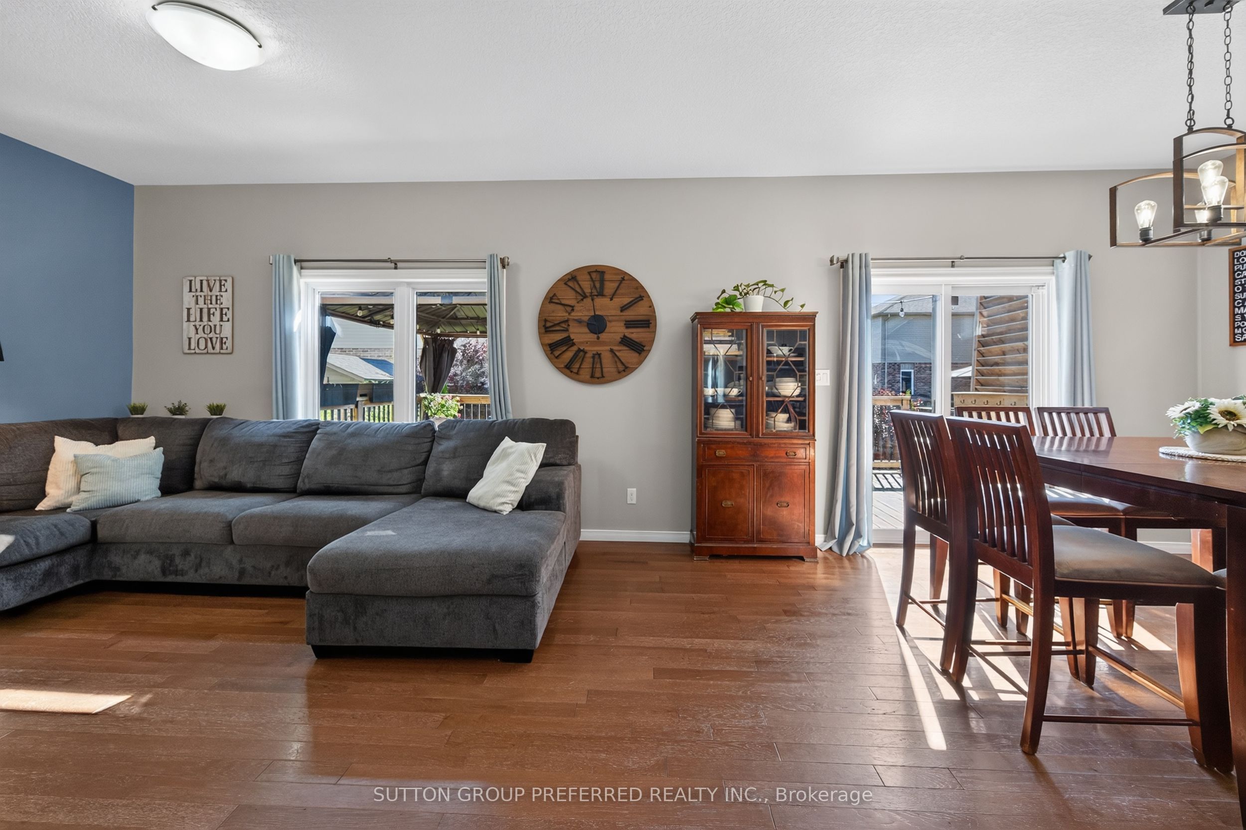 3288 Turner Crescent Property Photo 10