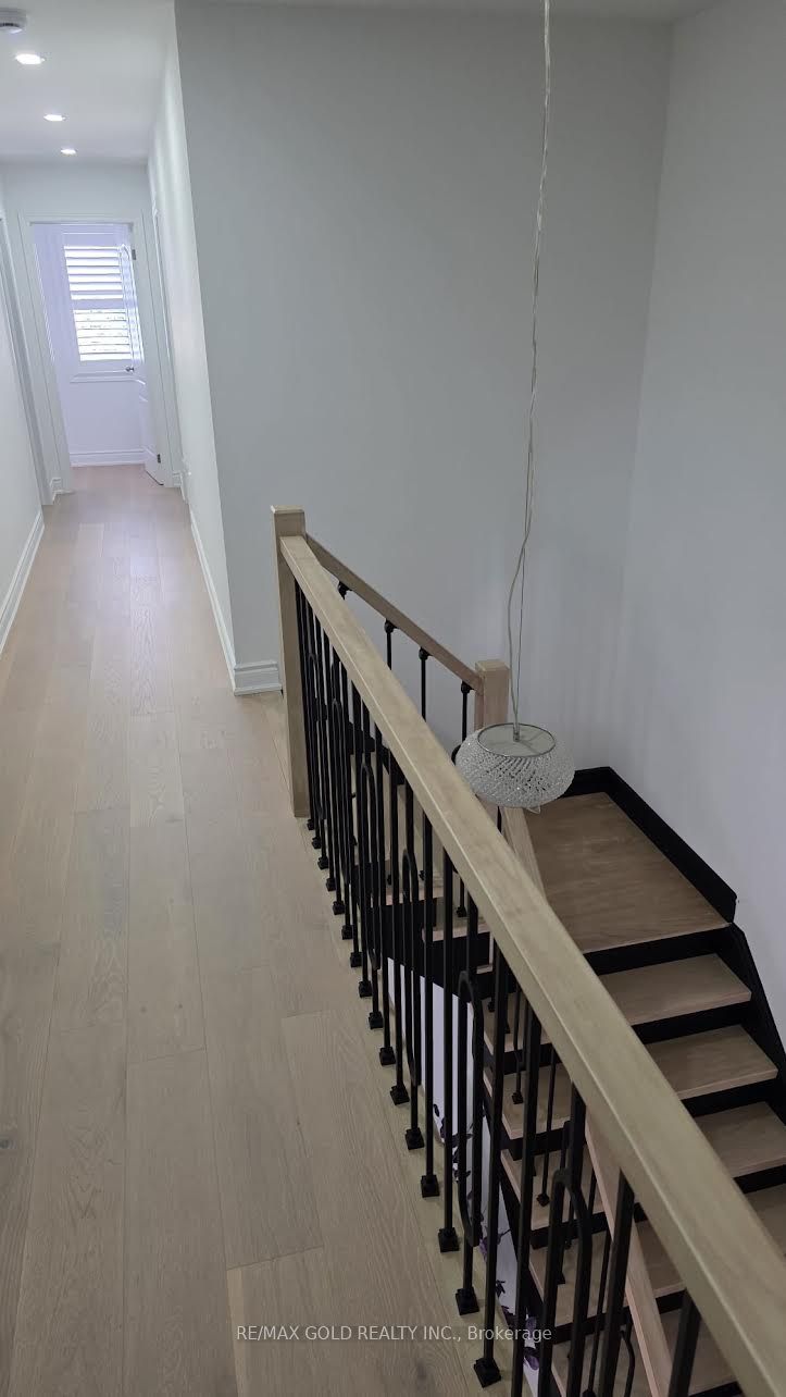 318 Wallace Street Property Photo 19