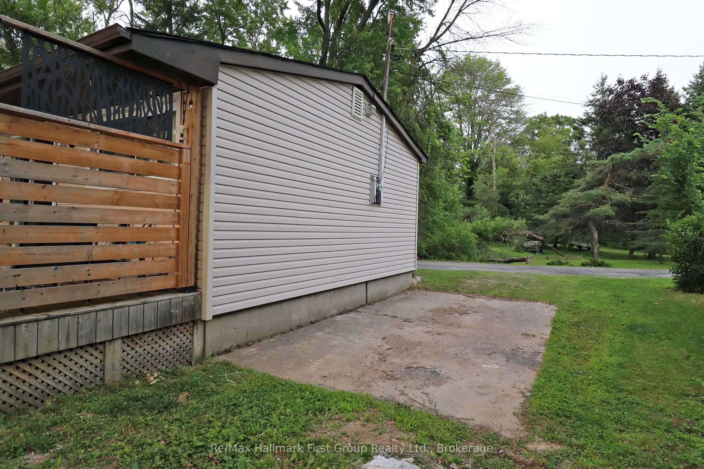 111 Hughes Lane Property Photo 27