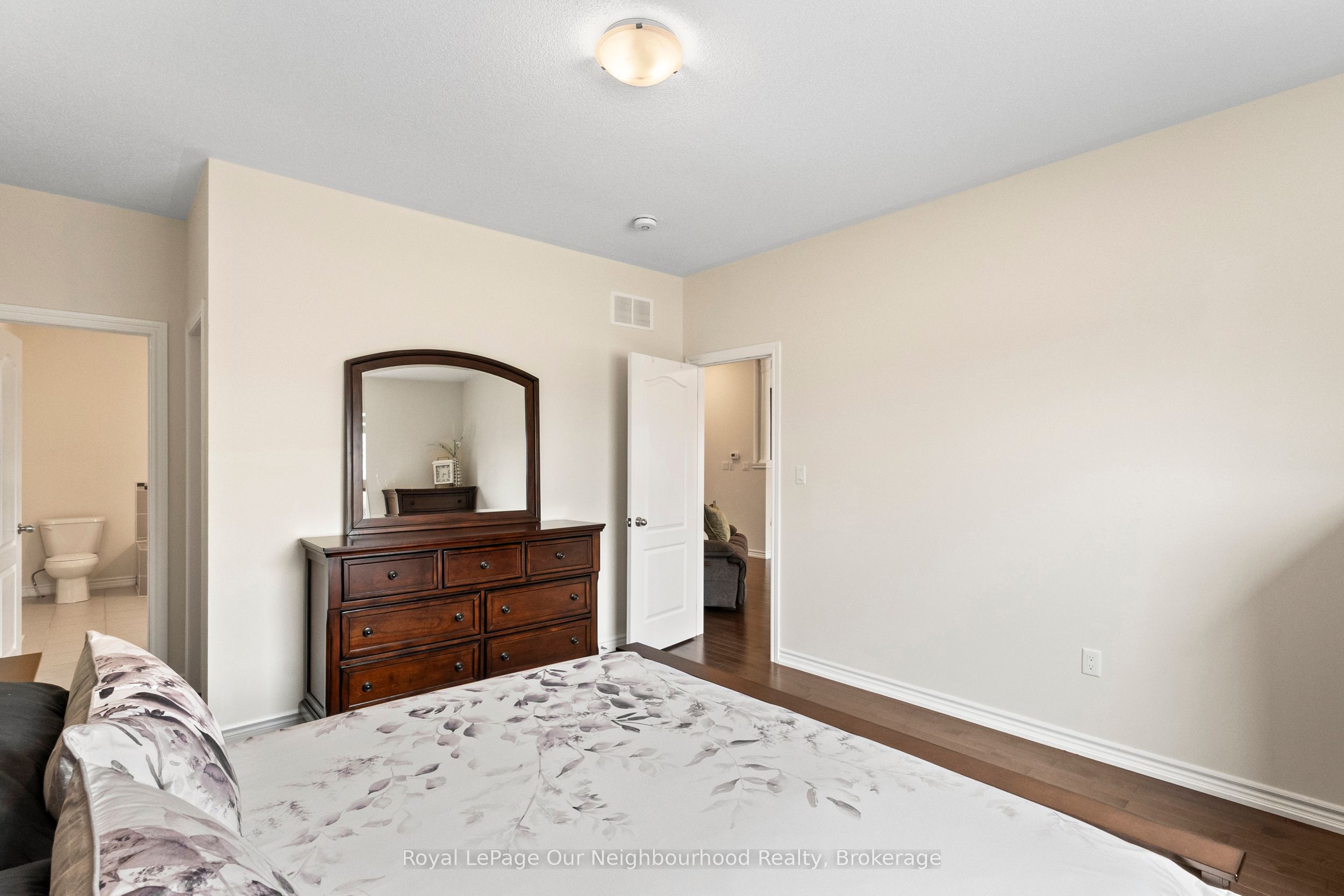 17 Old Trafford Drive Property Photo 23
