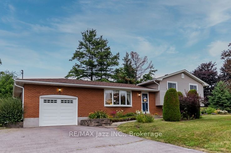 20 Twin Lane Property Photo 1