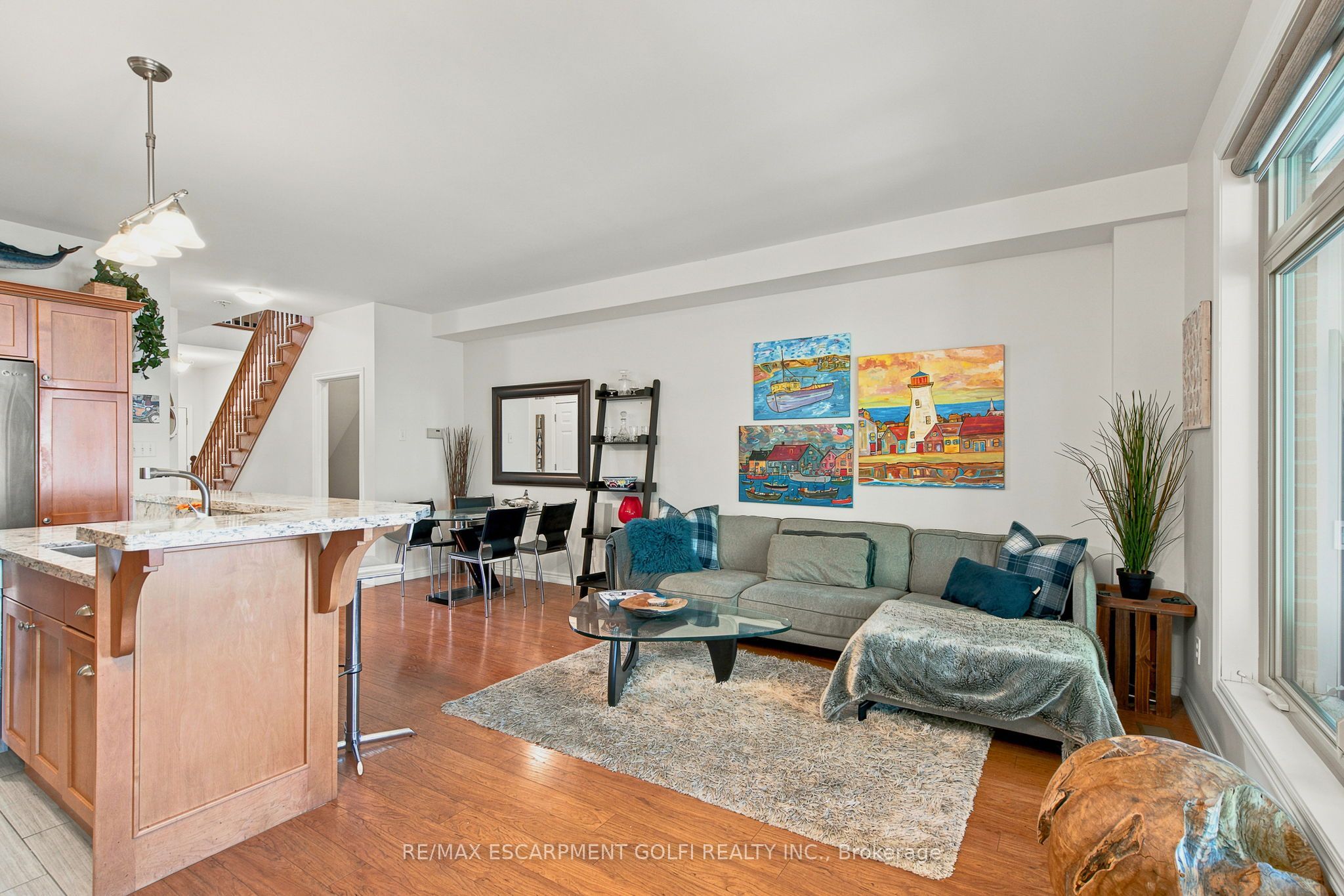 1069 Beach Boulevard Property Photo 7